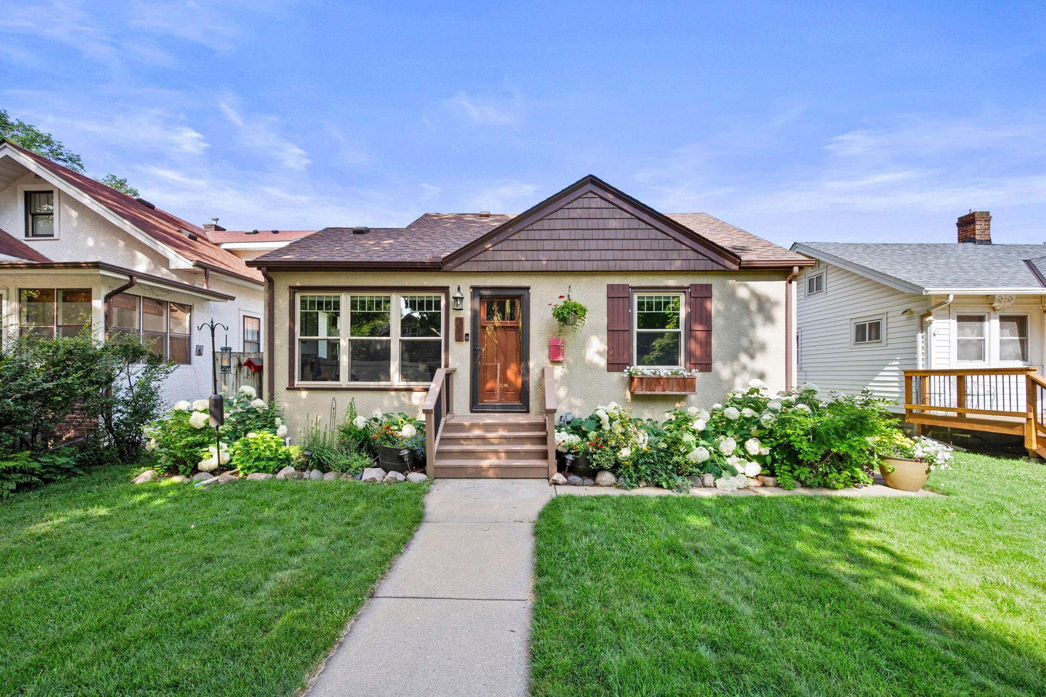 View of Single Family at 2704 Garfield Street, Minneapolis - Mike Wilen | Minnesota Team Real Estate