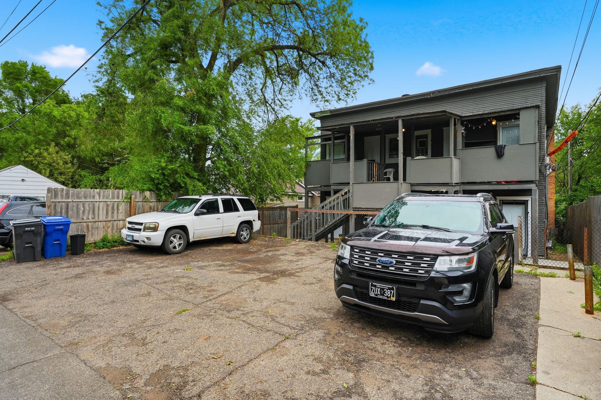 View of Residential Income at 733 Bradley Street, Saint Paul MN 55130, Saint Paul (24 of 56) - Mike Wilen | Minnesota Team Real Estate