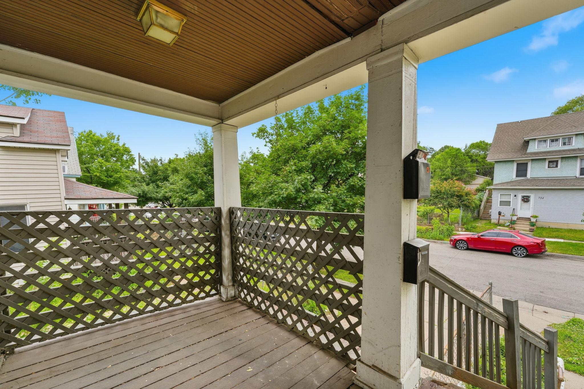 View of Residential Income at 733 Bradley Street, Saint Paul MN 55130, Saint Paul (25 of 56) - Mike Wilen | Minnesota Team Real Estate