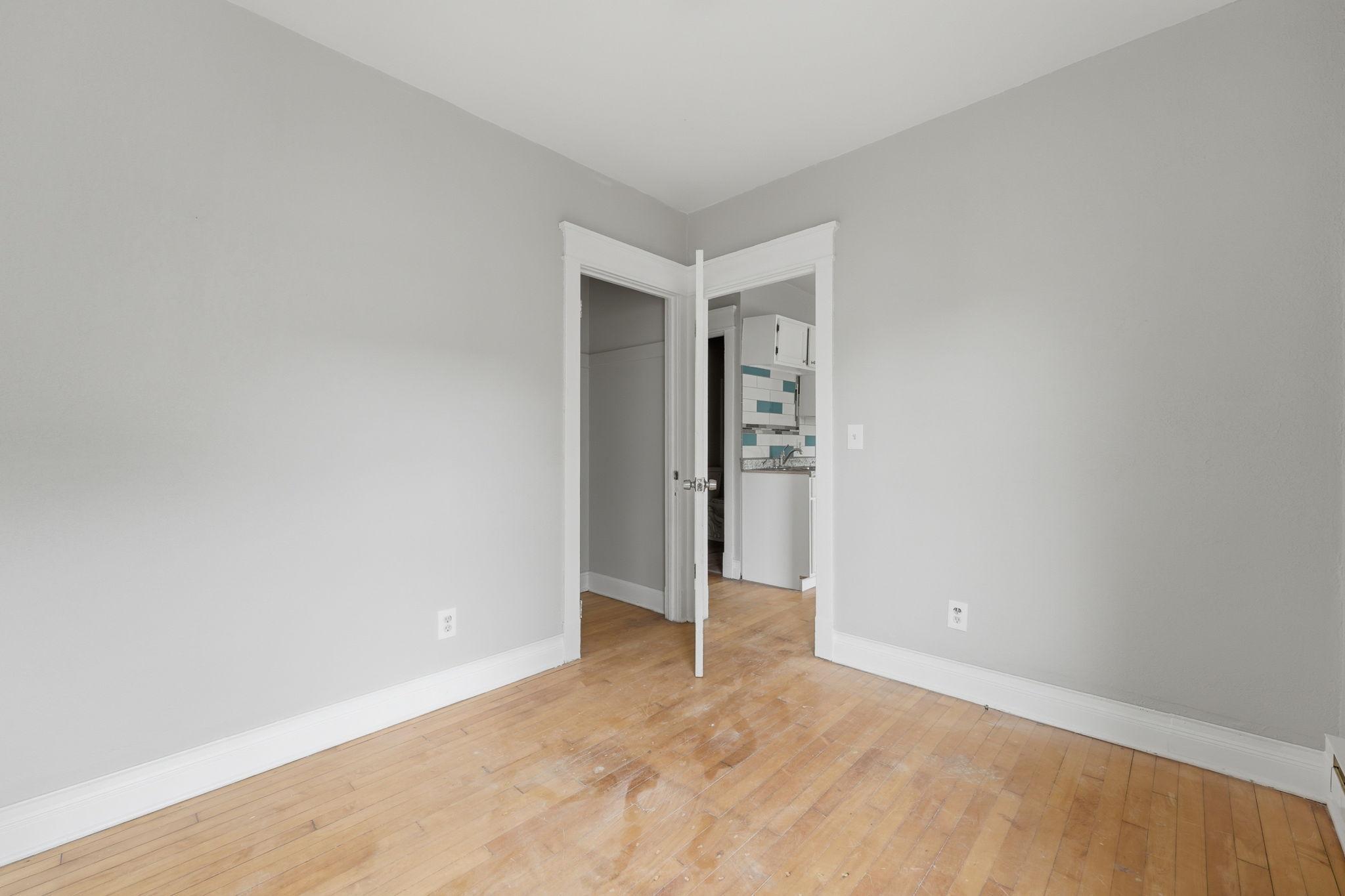 View of Residential Income at 733 Bradley Street, Saint Paul MN 55130, Saint Paul (43 of 56) - Mike Wilen | Minnesota Team Real Estate