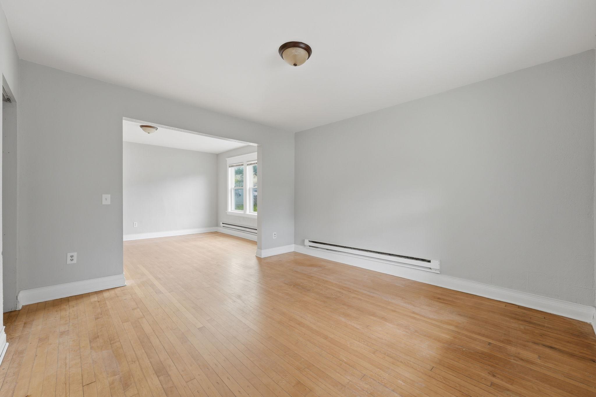 View of Residential Income at 733 Bradley Street, Saint Paul MN 55130, Saint Paul (35 of 56) - Mike Wilen | Minnesota Team Real Estate