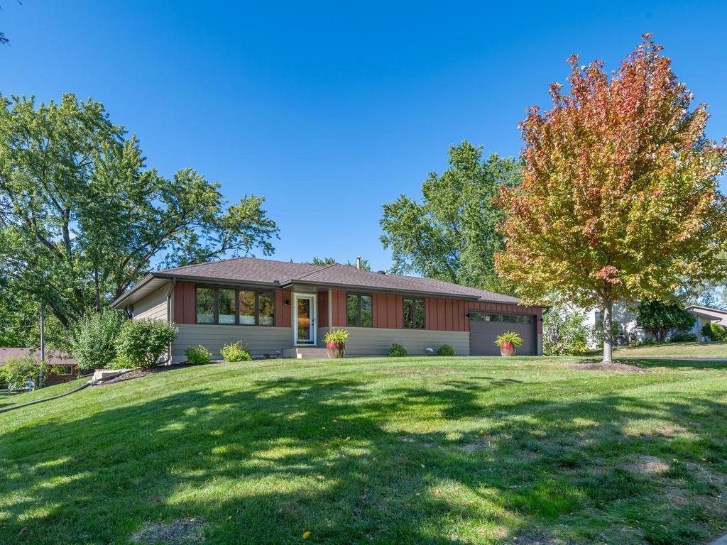 View of Single Family at 13008 Lakeview Drive Drive, Burnsville - Mike Wilen | Minnesota Team Real Estate