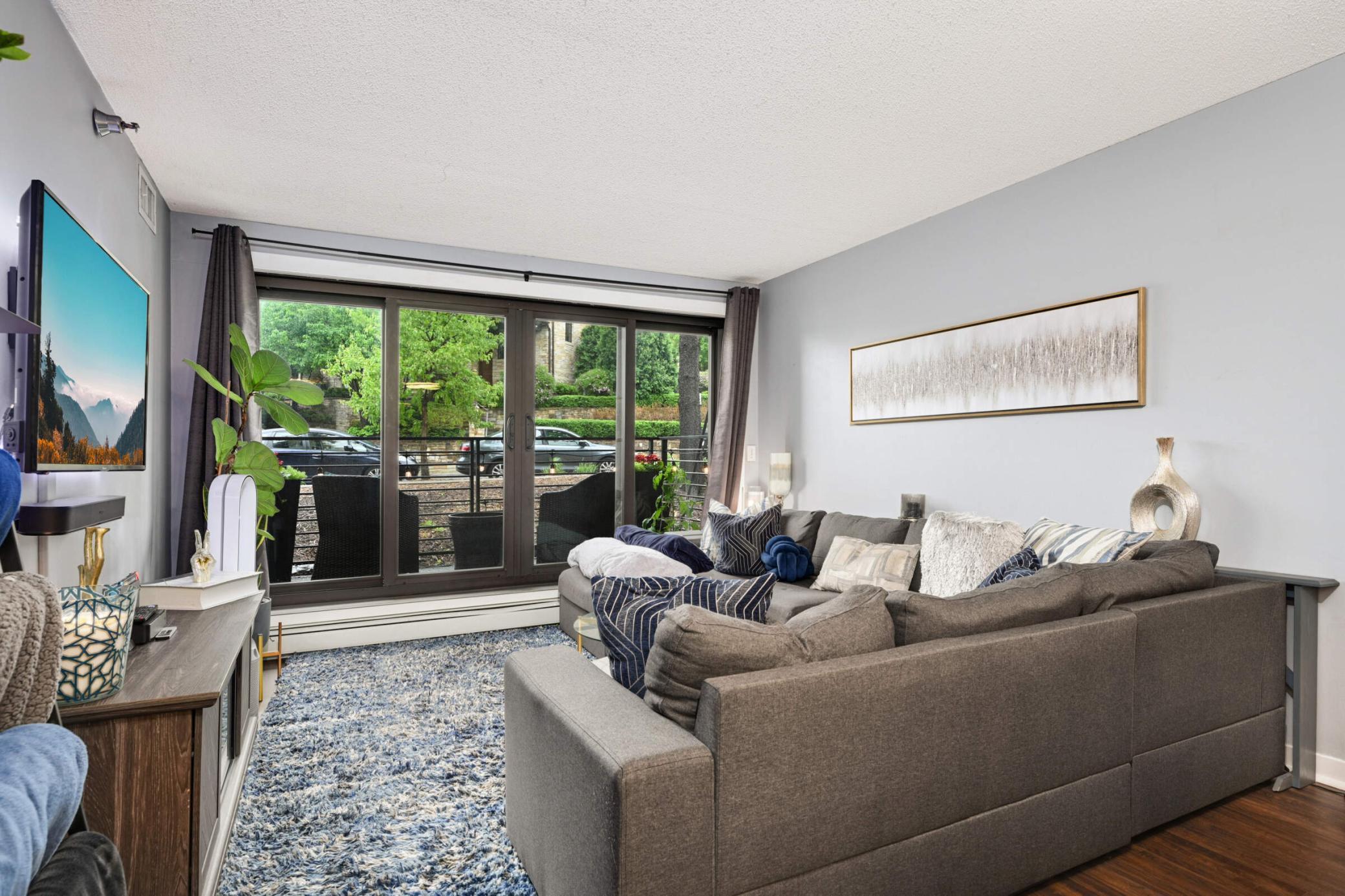 View of Residential at 48 Groveland Terrace #206B, Minneapolis MN 55403, Minneapolis (12 of 42) - Mike Wilen | Minnesota Team Real Estate