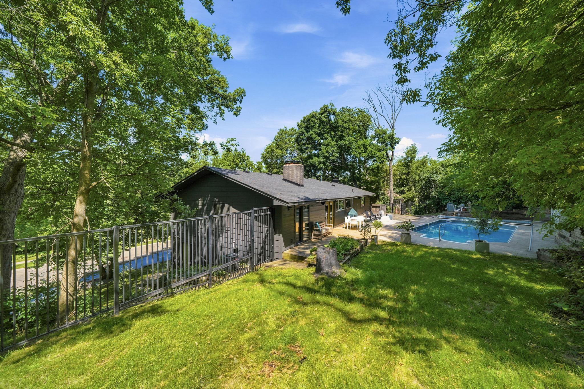 View of Single Family at 138 Chaparral Drive, Apple Valley - Mike Wilen | Minnesota Team Real Estate