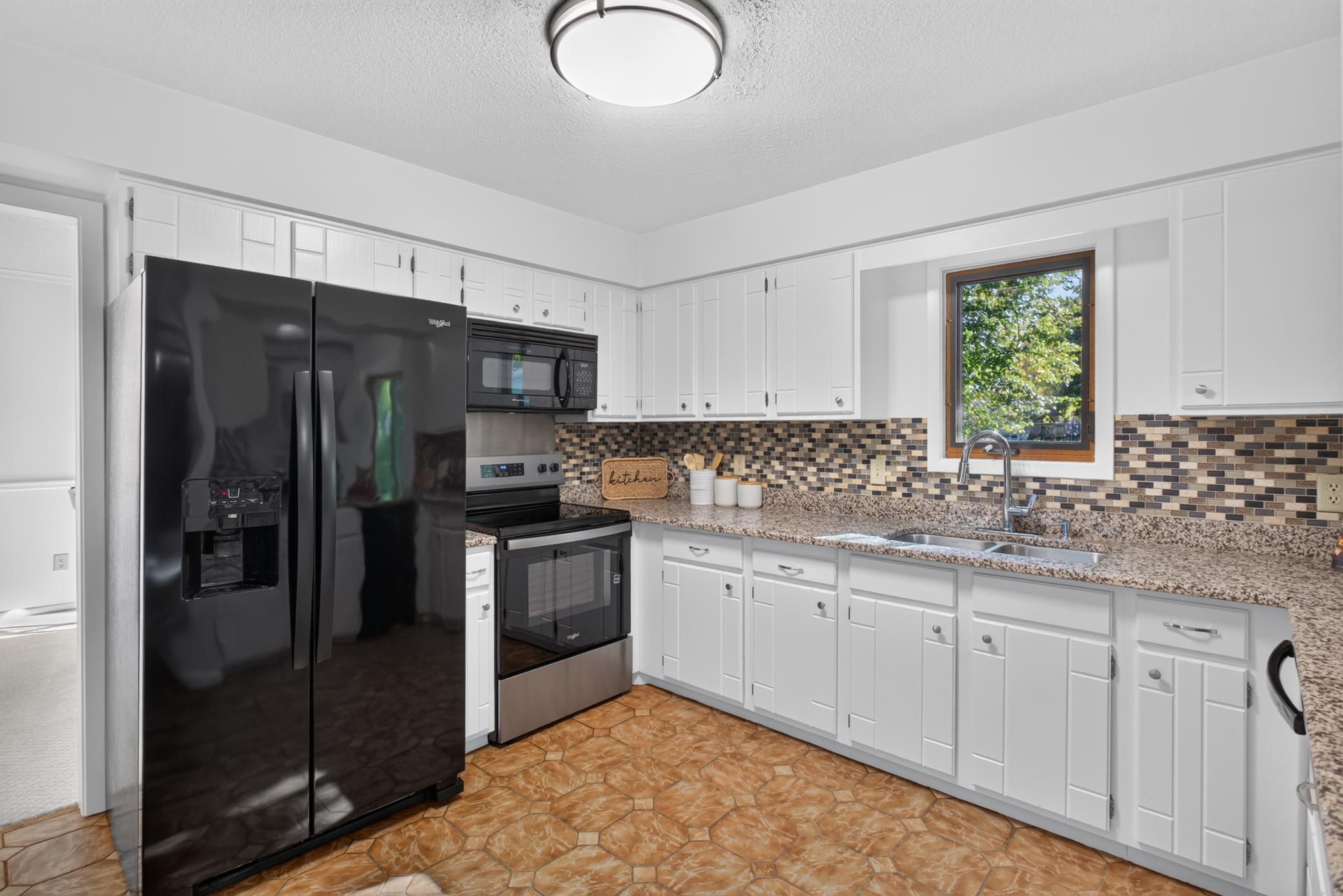 View of Residential at 9829 105th Avenue, Maple Grove MN 55369, Maple Grove (6 of 47) - Mike Wilen | Minnesota Team Real Estate