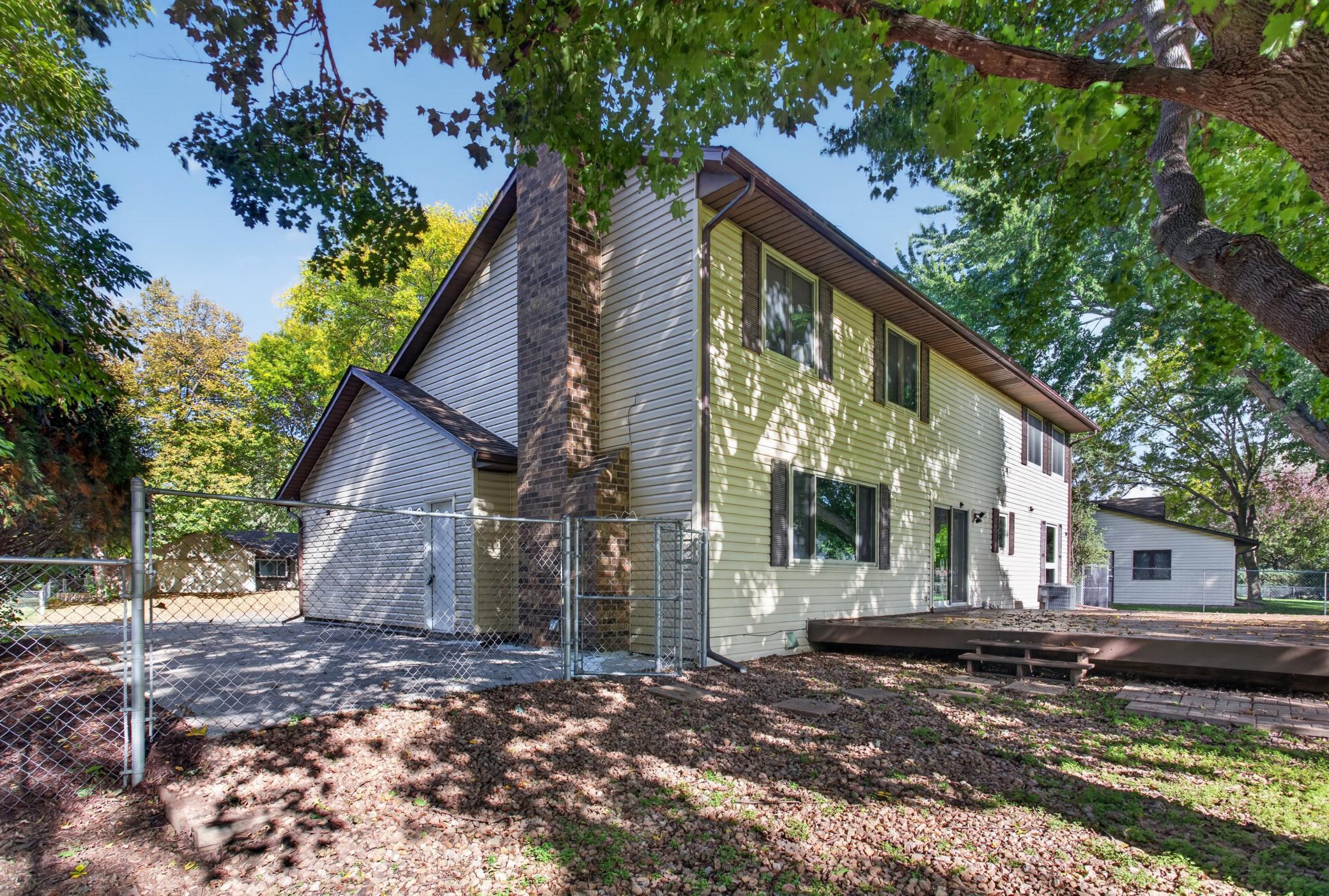View of Residential at 9829 105th Avenue, Maple Grove MN 55369, Maple Grove (36 of 47) - Mike Wilen | Minnesota Team Real Estate
