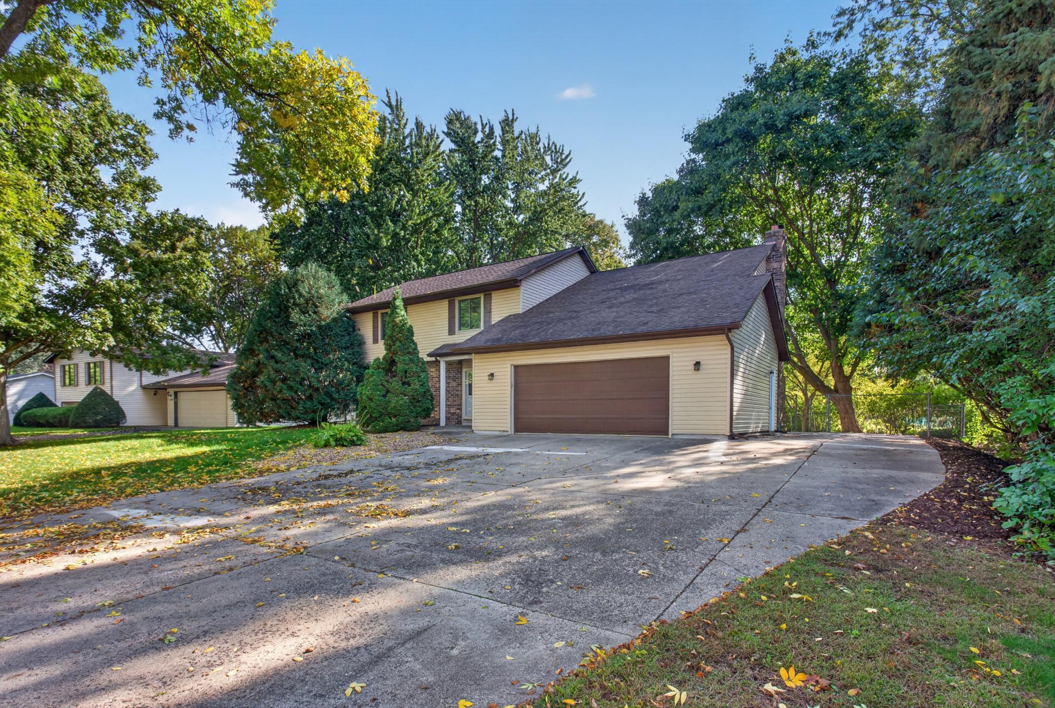 View of Residential at 9829 105th Avenue, Maple Grove MN 55369, Maple Grove (34 of 47) - Mike Wilen | Minnesota Team Real Estate