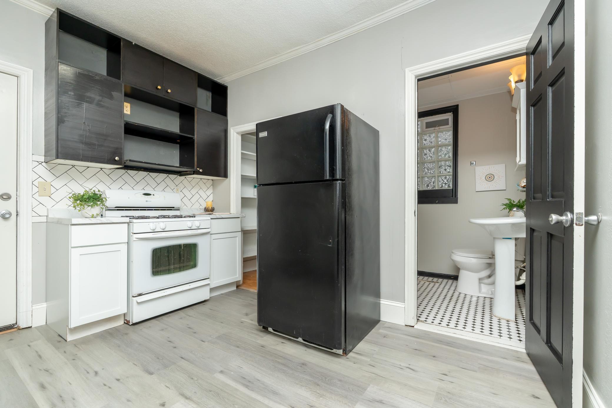 View of Residential Income at 2814 Colfax Avenue, Minneapolis MN 55408, Minneapolis (16 of 23) - Mike Wilen | Minnesota Team Real Estate
