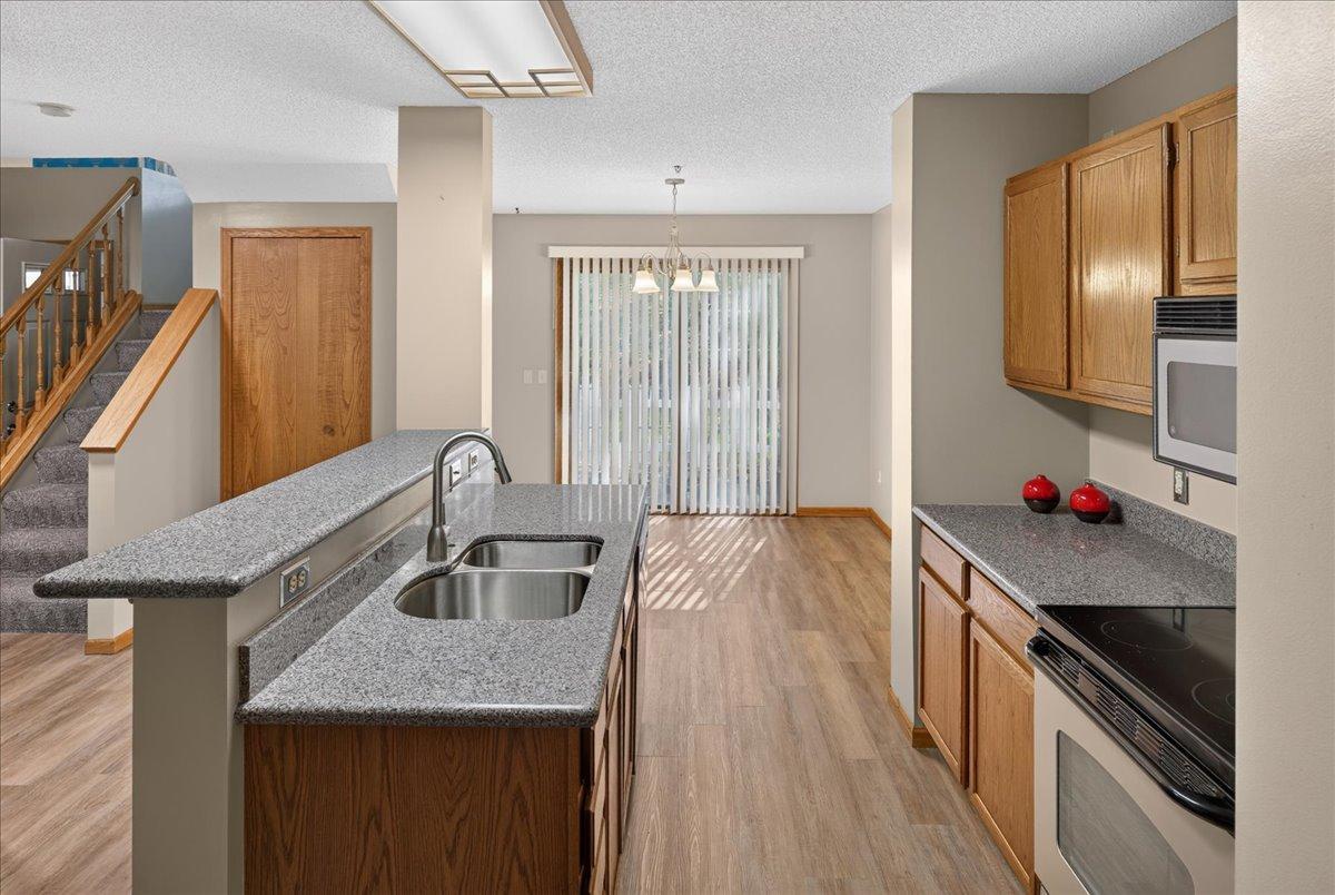 View of Residential at 2583 Lockwood Drive, Mendota Heights MN 55120, Mendota Heights (15 of 26) - Mike Wilen | Minnesota Team Real Estate