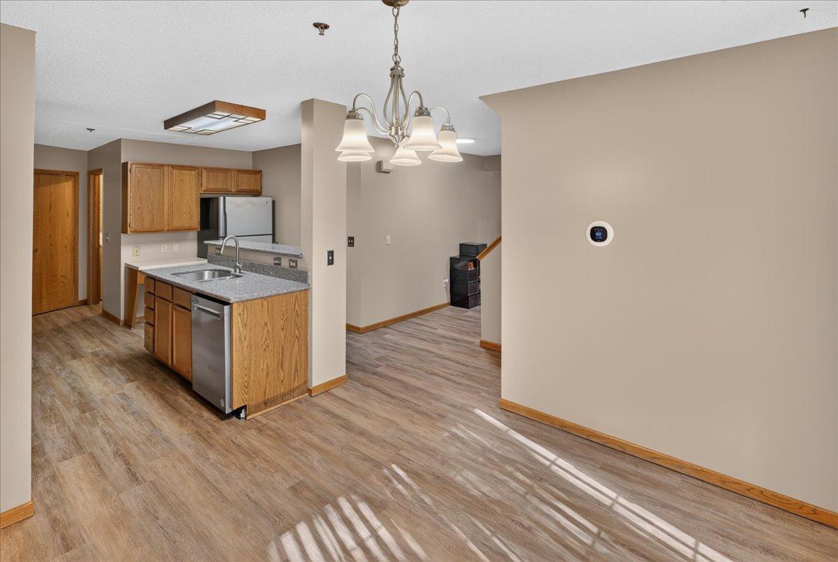 View of Residential at 2583 Lockwood Drive, Mendota Heights MN 55120, Mendota Heights (13 of 26) - Mike Wilen | Minnesota Team Real Estate