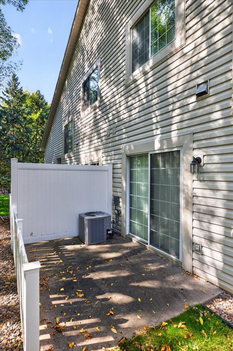 View of Residential at 2583 Lockwood Drive, Mendota Heights MN 55120, Mendota Heights (4 of 26) - Mike Wilen | Minnesota Team Real Estate
