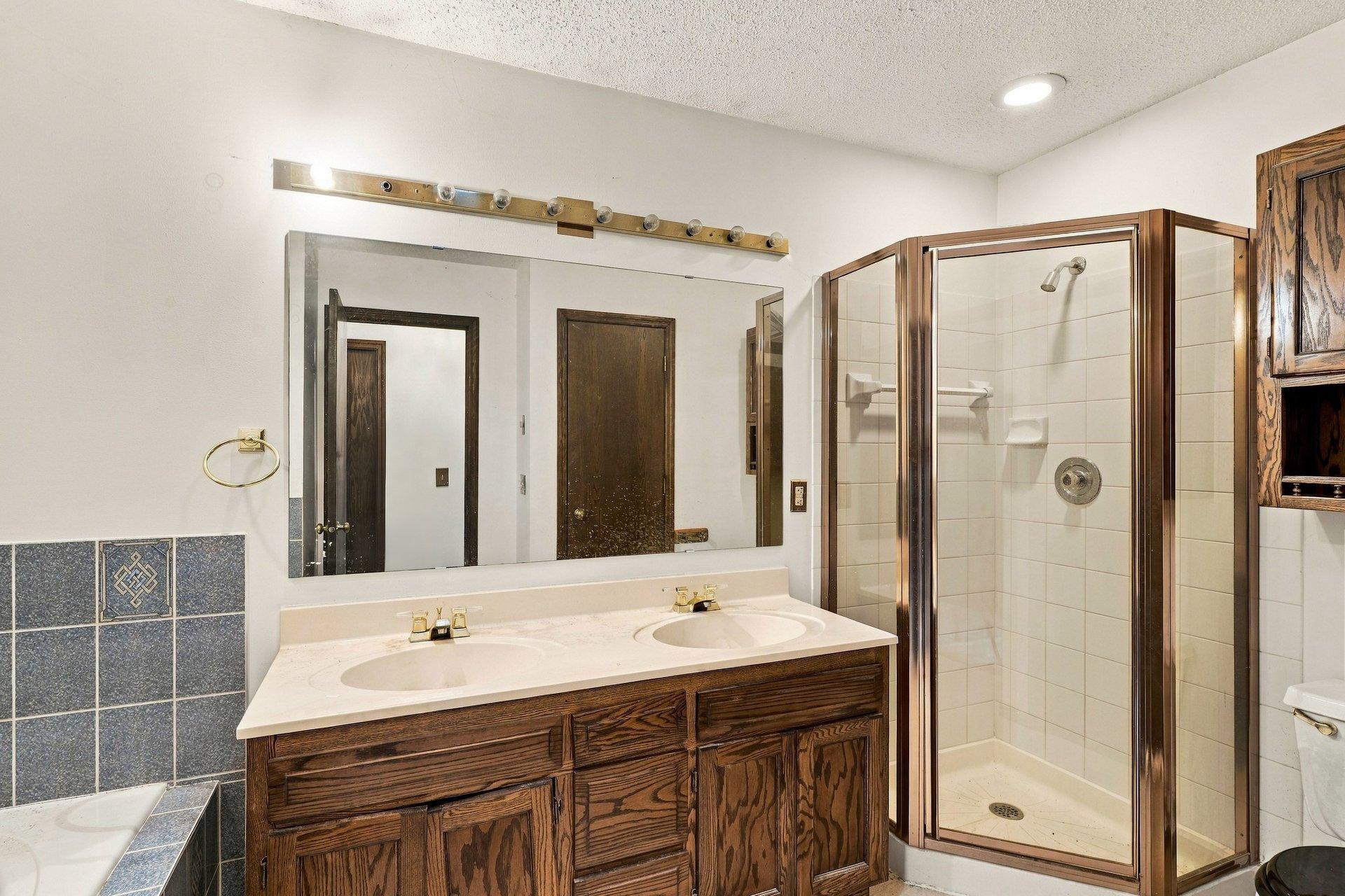 View of Residential at 513 Upper Wood Way, Burnsville MN 55337, Burnsville (8 of 12) - Mike Wilen | Minnesota Team Real Estate
