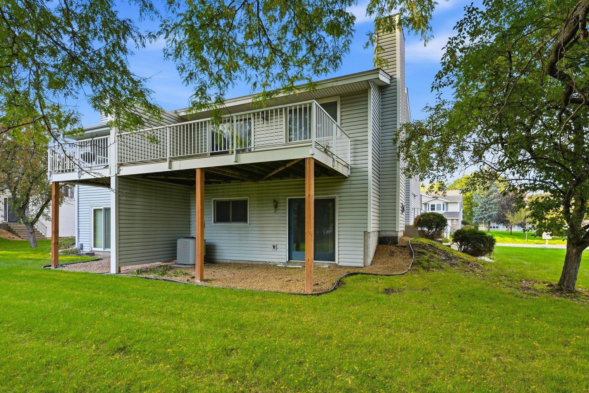 View of Residential at 513 Upper Wood Way, Burnsville MN 55337, Burnsville (11 of 12) - Mike Wilen | Minnesota Team Real Estate