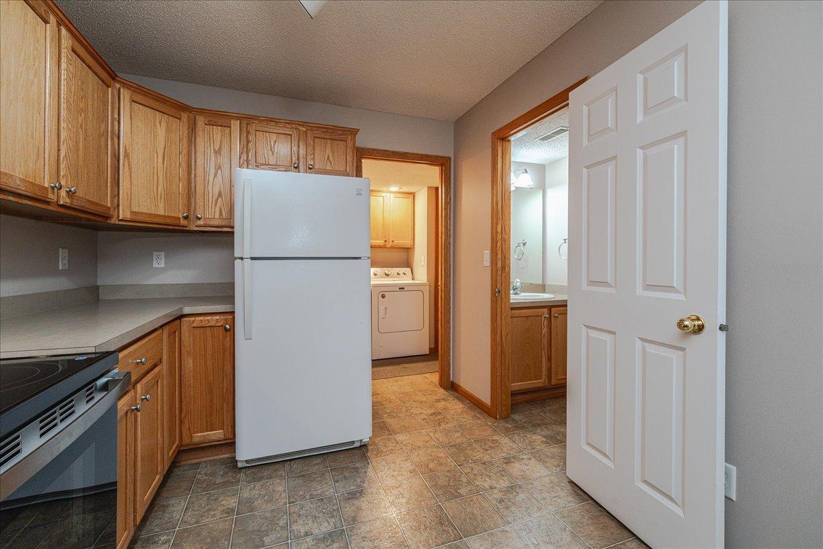 View of Residential at 8334 Delaney Drive, Inver Grove Heights MN 55076, Inver Grove Heights (24 of 40) - Mike Wilen | Minnesota Team Real Estate