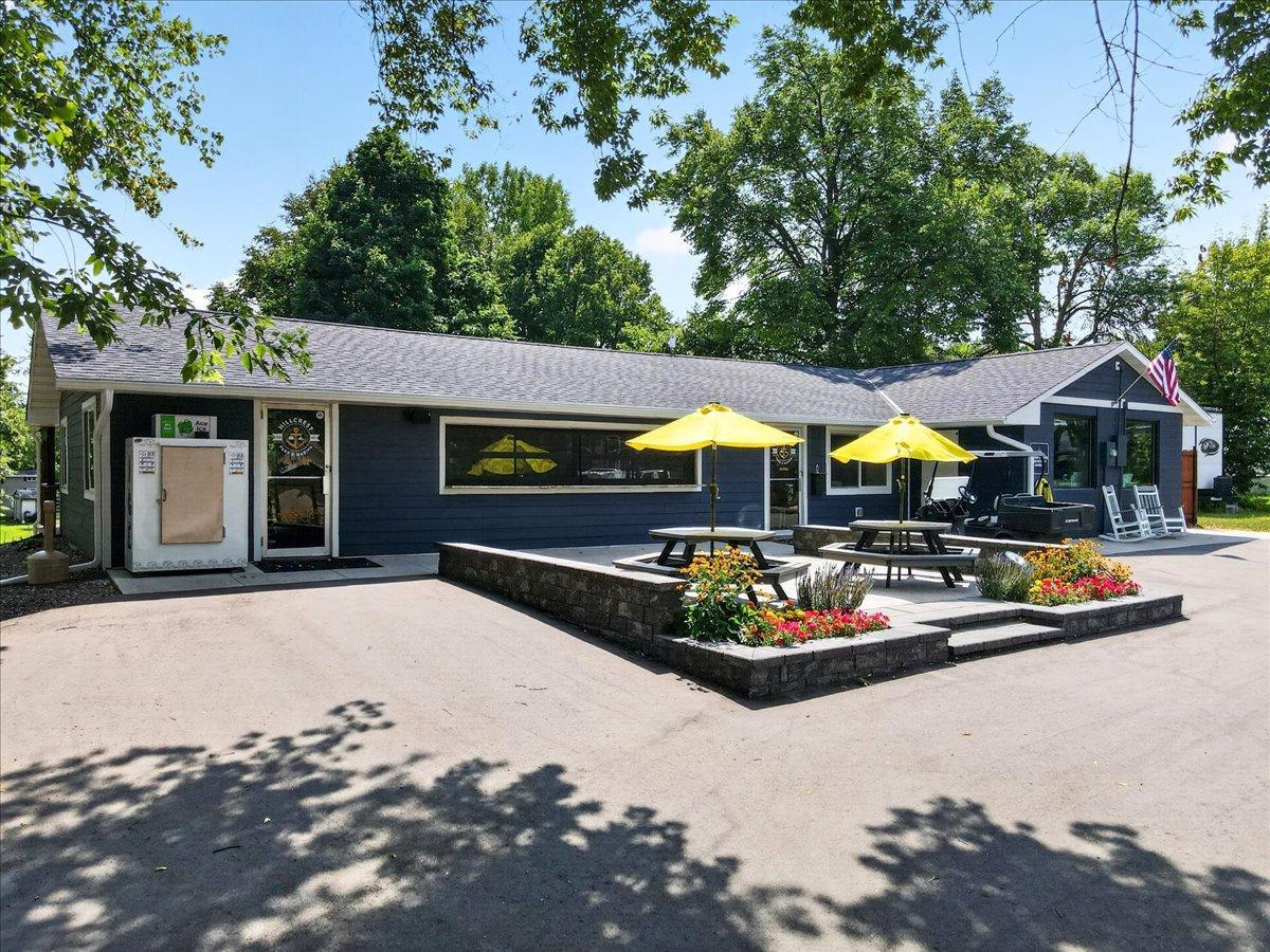 View of Commercial Sale at 32741 Lakes Trail, Lindstrom MN 55045, Lindstrom (11 of 24) - Mike Wilen | Minnesota Team Real Estate