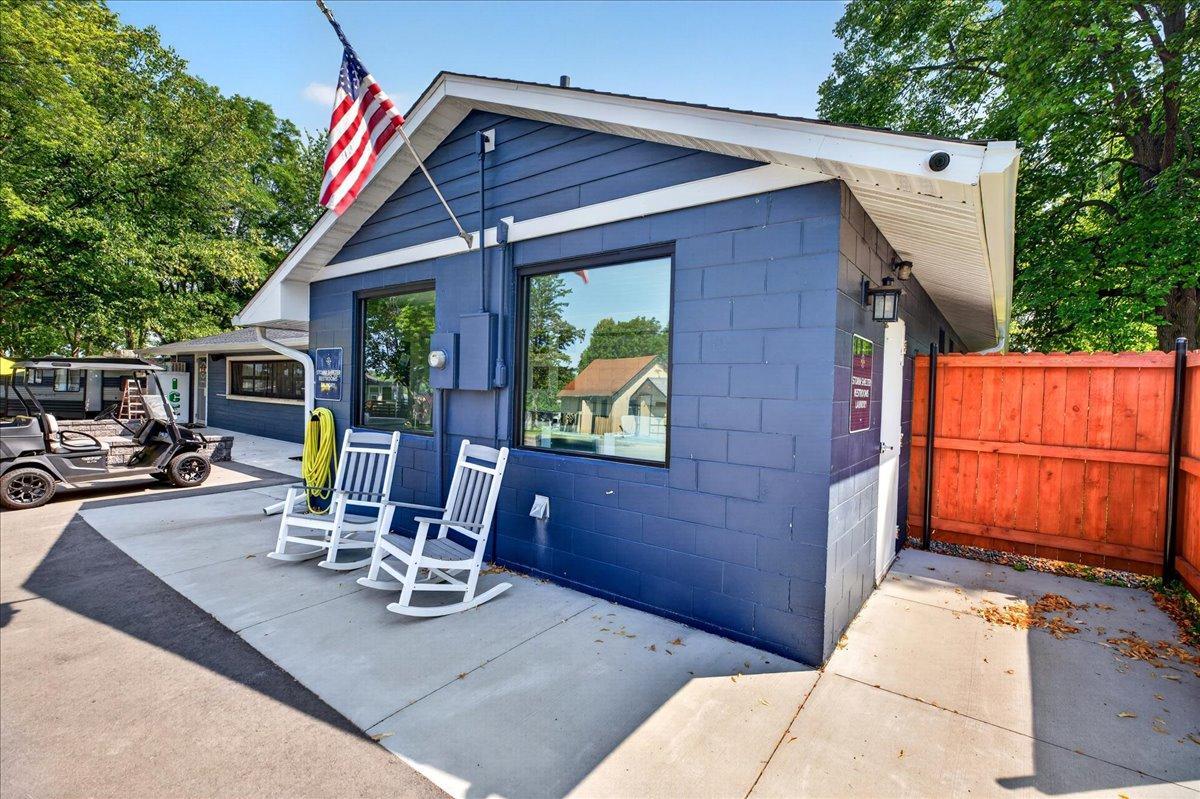 View of Commercial Sale at 32741 Lakes Trail, Lindstrom MN 55045, Lindstrom (14 of 24) - Mike Wilen | Minnesota Team Real Estate