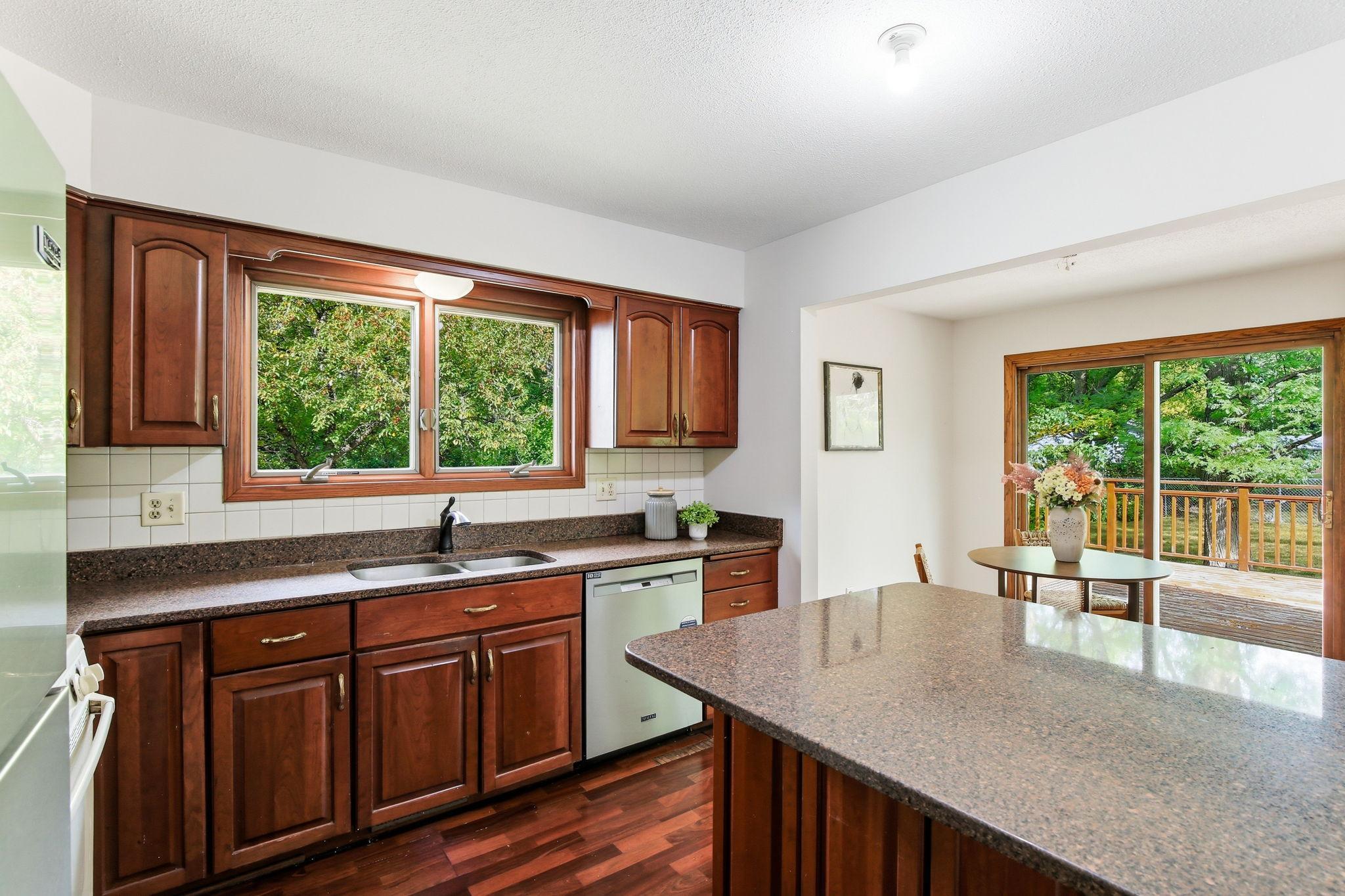 View of Residential at 13121 Upton Avenue, Burnsville MN 55337, Burnsville (11 of 31) - Mike Wilen | Minnesota Team Real Estate