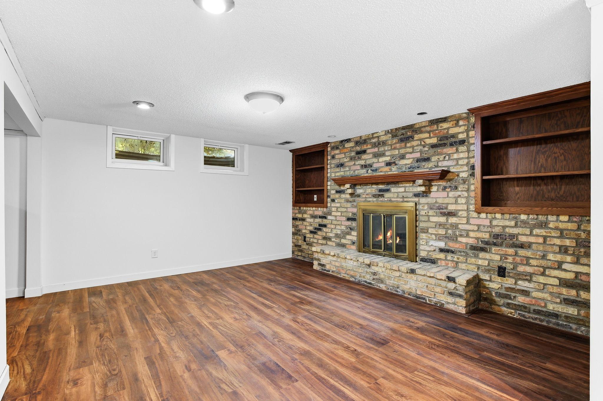 View of Residential at 13121 Upton Avenue, Burnsville MN 55337, Burnsville (20 of 31) - Mike Wilen | Minnesota Team Real Estate