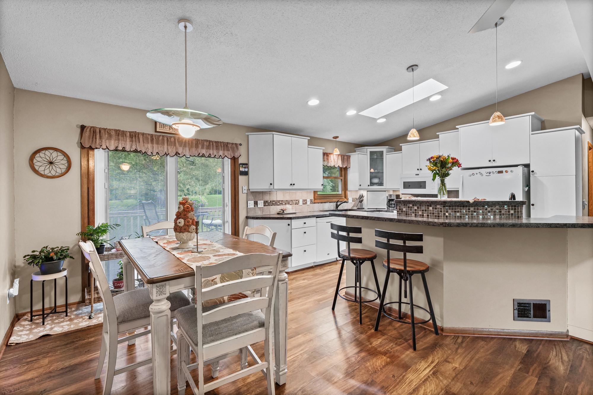 View of Residential at 1142 Parkview Lane, Eagan MN 55123, Eagan (15 of 64) - Mike Wilen | Minnesota Team Real Estate