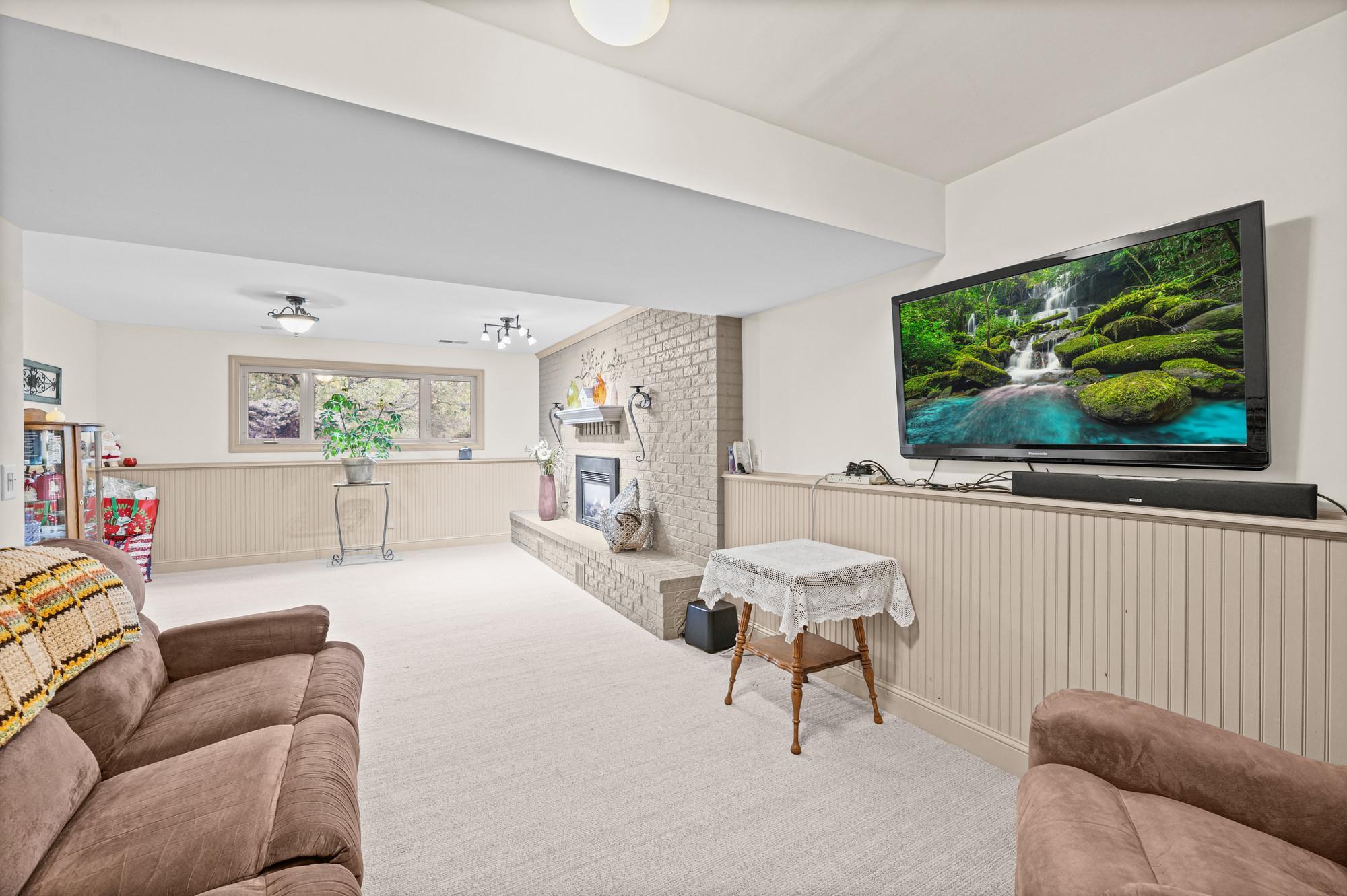 View of Residential at 1142 Parkview Lane, Eagan MN 55123, Eagan (36 of 64) - Mike Wilen | Minnesota Team Real Estate
