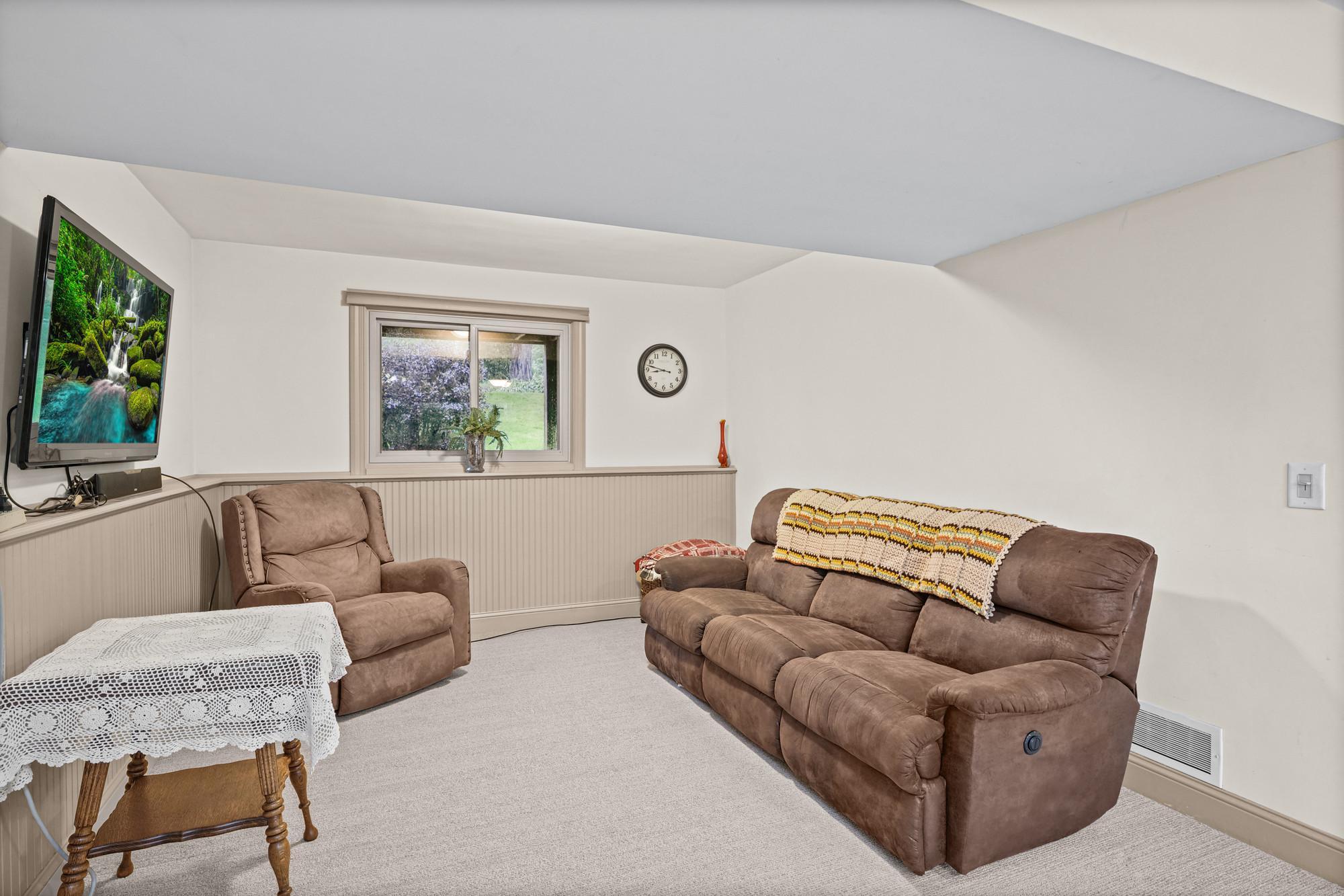 View of Residential at 1142 Parkview Lane, Eagan MN 55123, Eagan (34 of 64) - Mike Wilen | Minnesota Team Real Estate
