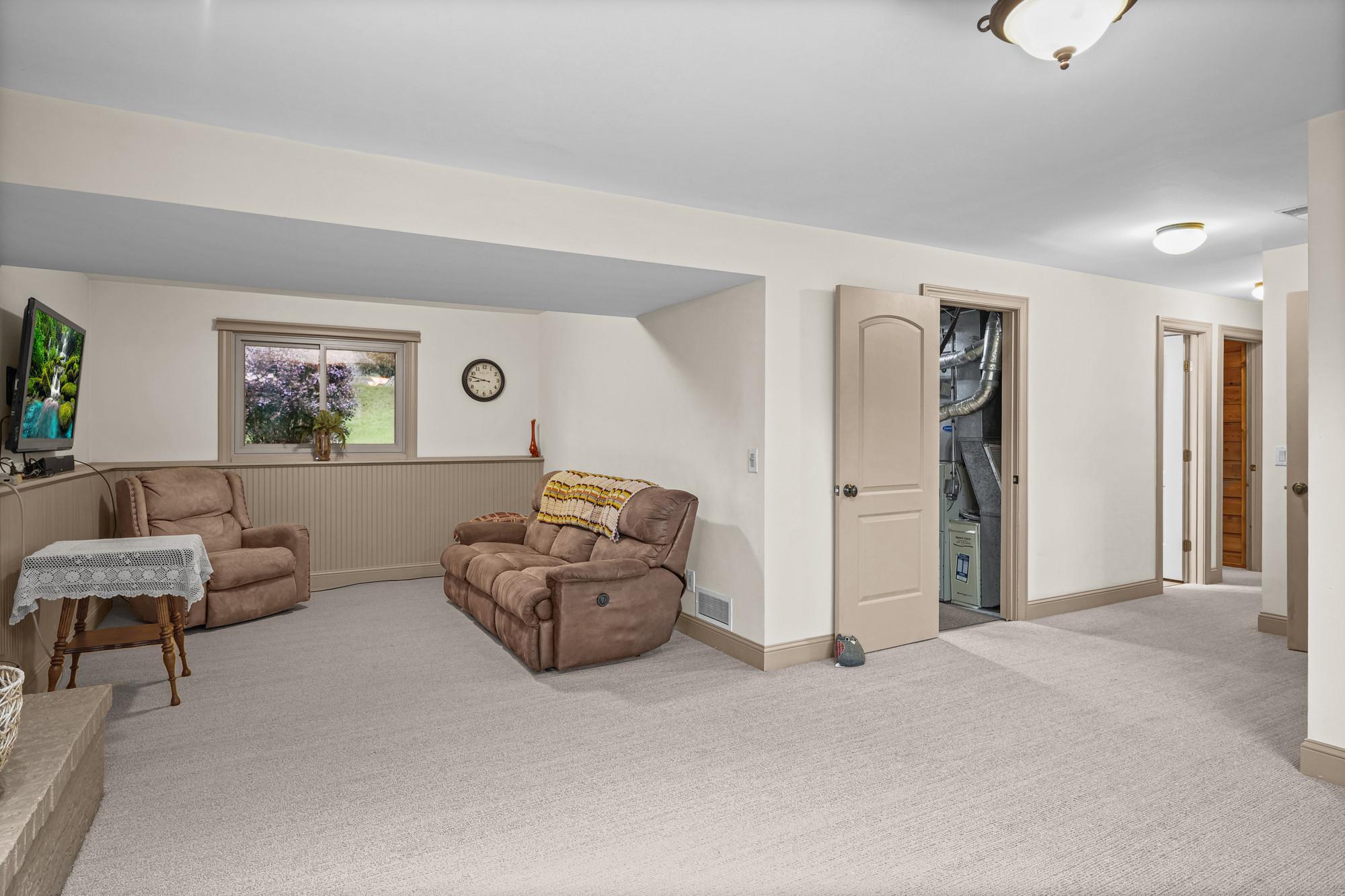 View of Residential at 1142 Parkview Lane, Eagan MN 55123, Eagan (33 of 64) - Mike Wilen | Minnesota Team Real Estate