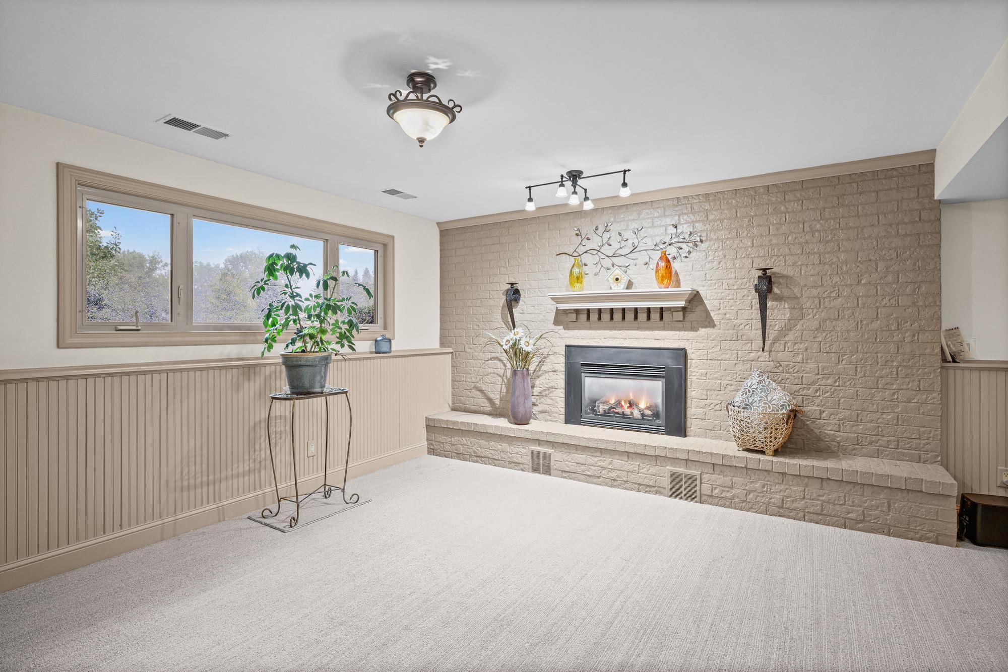 View of Residential at 1142 Parkview Lane, Eagan MN 55123, Eagan (31 of 64) - Mike Wilen | Minnesota Team Real Estate