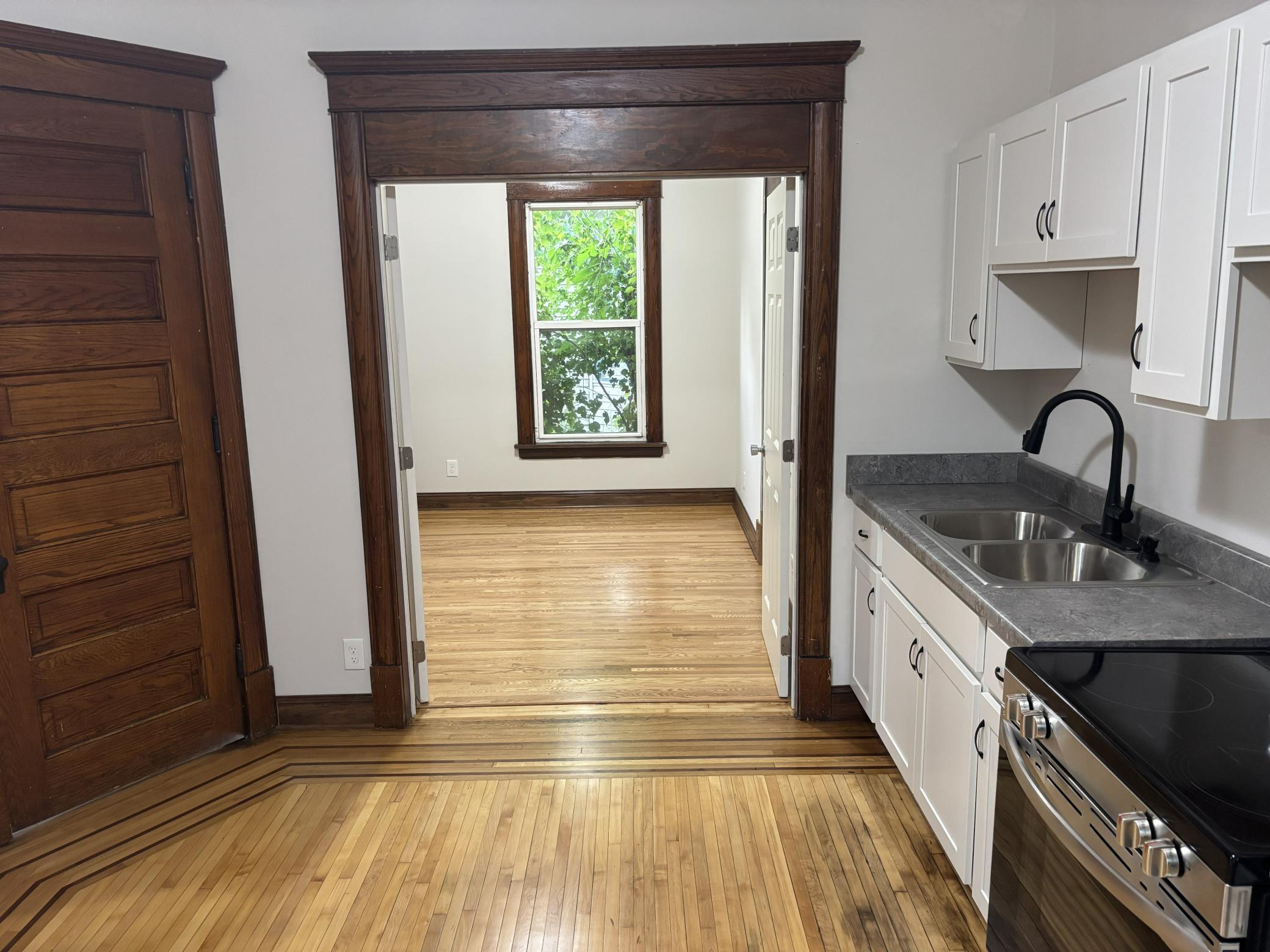 View of Residential Income at 2549 11th Avenue, Minneapolis MN 55404, Minneapolis (11 of 33) - Mike Wilen | Minnesota Team Real Estate