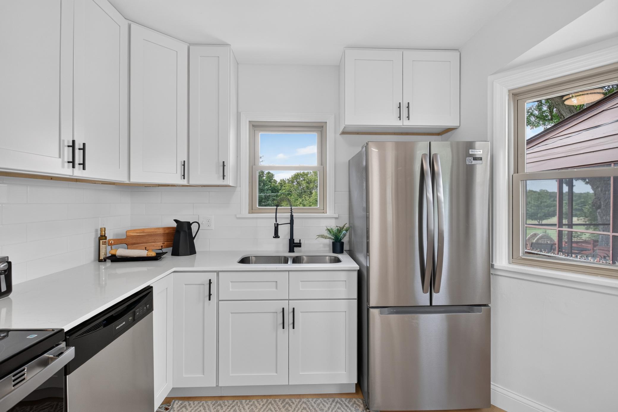 View of Residential at 1100 Montana Avenue, Saint Paul MN 55108, Saint Paul (12 of 42) - Mike Wilen | Minnesota Team Real Estate