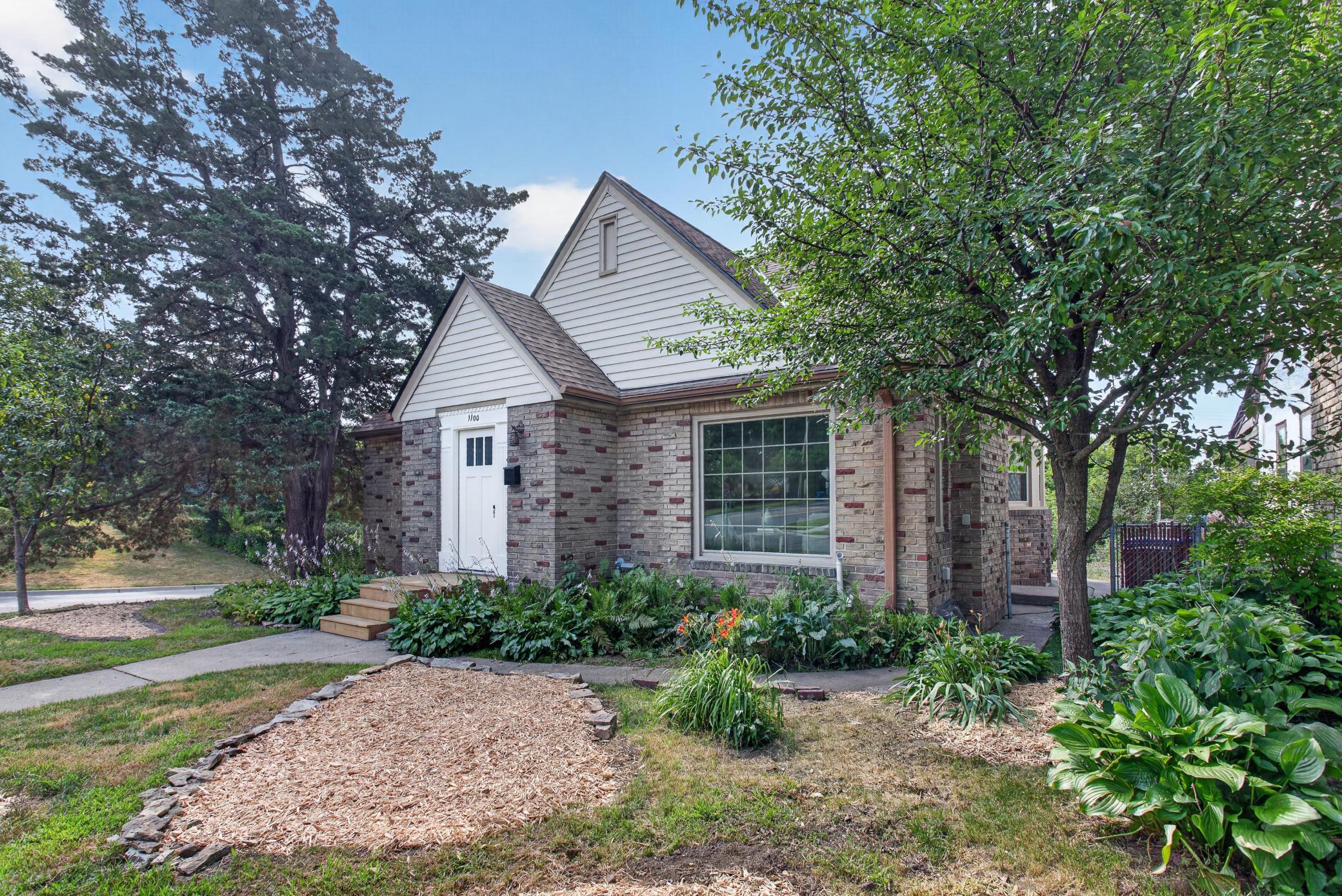 View of Residential at 1100 Montana Avenue, Saint Paul MN 55108, Saint Paul (33 of 42) - Mike Wilen | Minnesota Team Real Estate