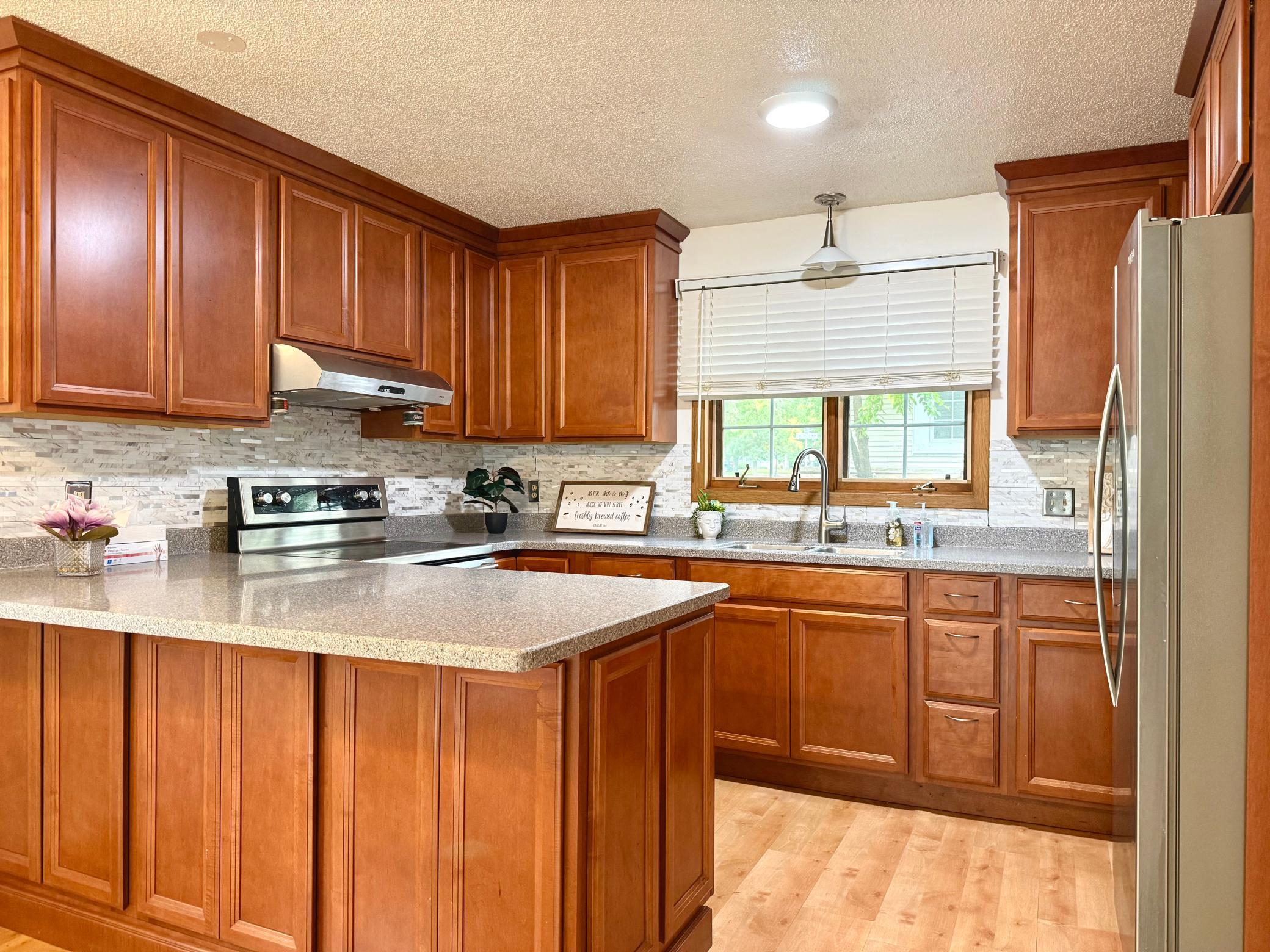 View of Residential at 2023 Parkside Drive, Saint Paul MN 55119, Saint Paul (5 of 31) - Mike Wilen | Minnesota Team Real Estate