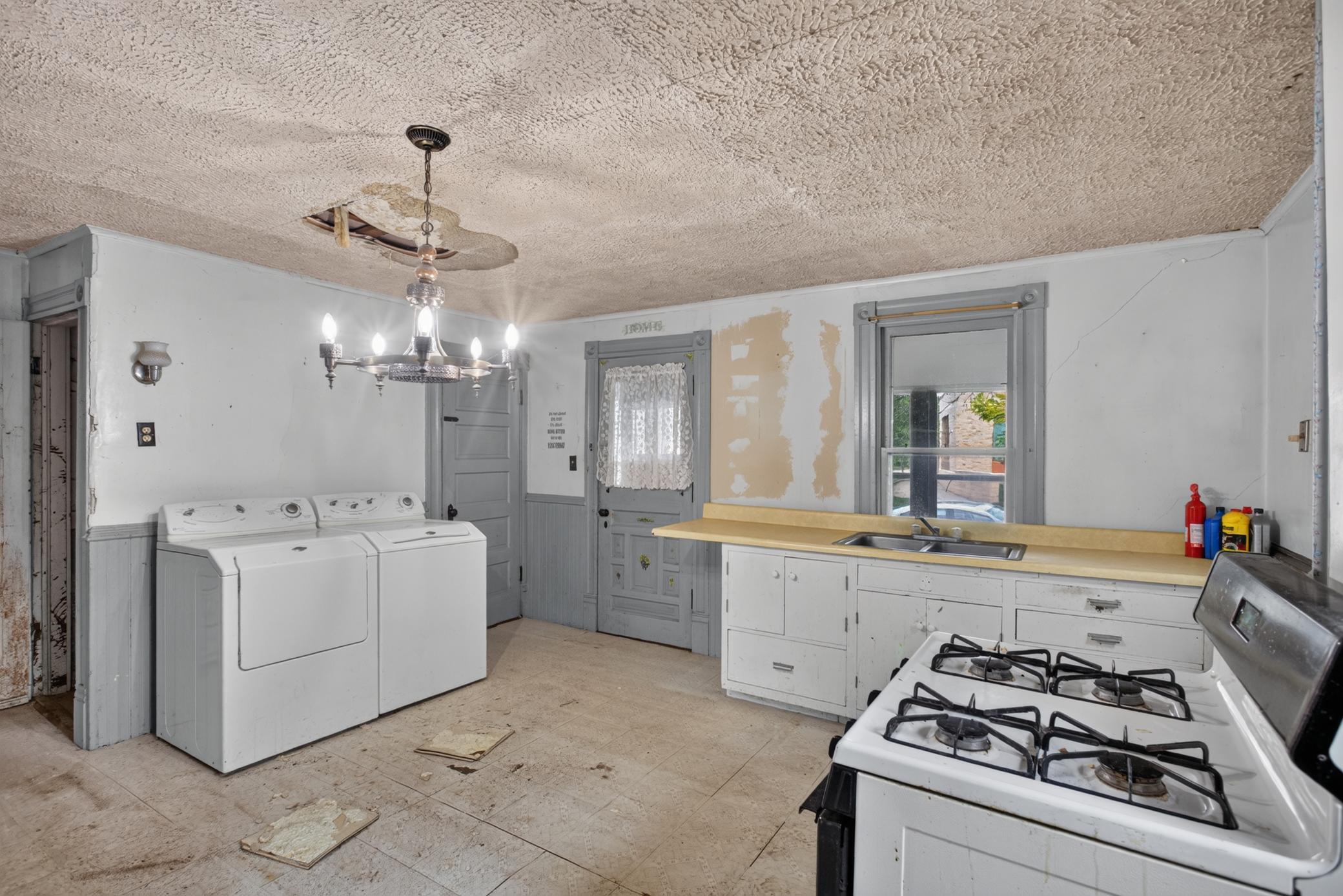 View of Residential at 423 Ash Street, Chaska MN 55318, Chaska (5 of 10) - Mike Wilen | Minnesota Team Real Estate