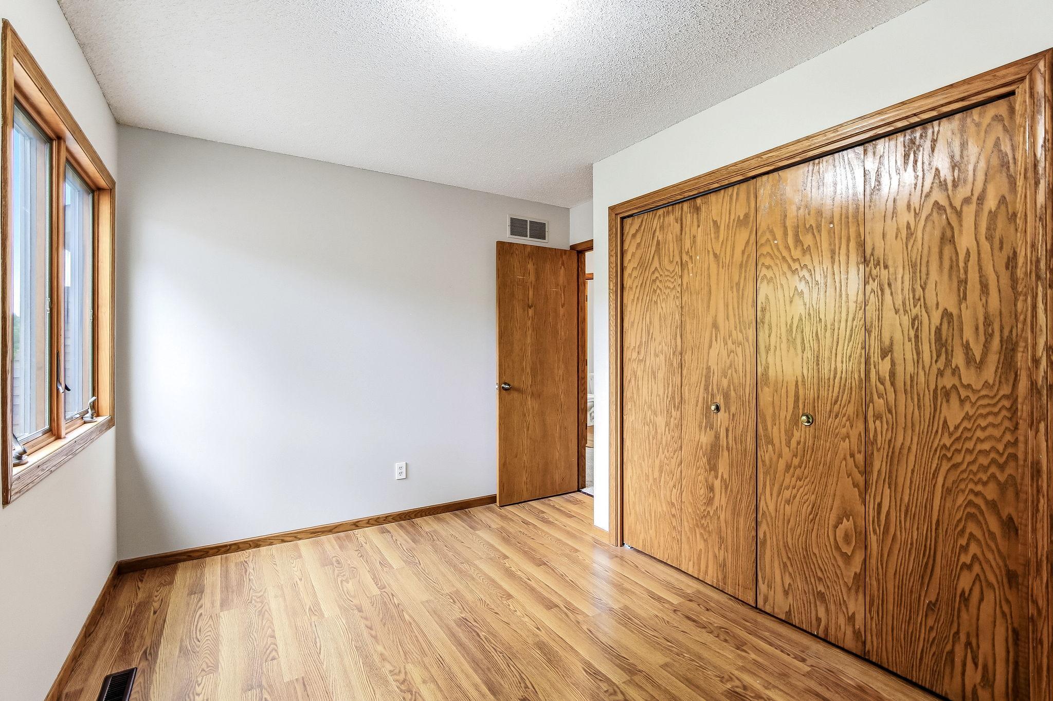 View of Residential at 17330 Ipswich Way, Lakeville MN 55044, Lakeville (20 of 40) - Mike Wilen | Minnesota Team Real Estate