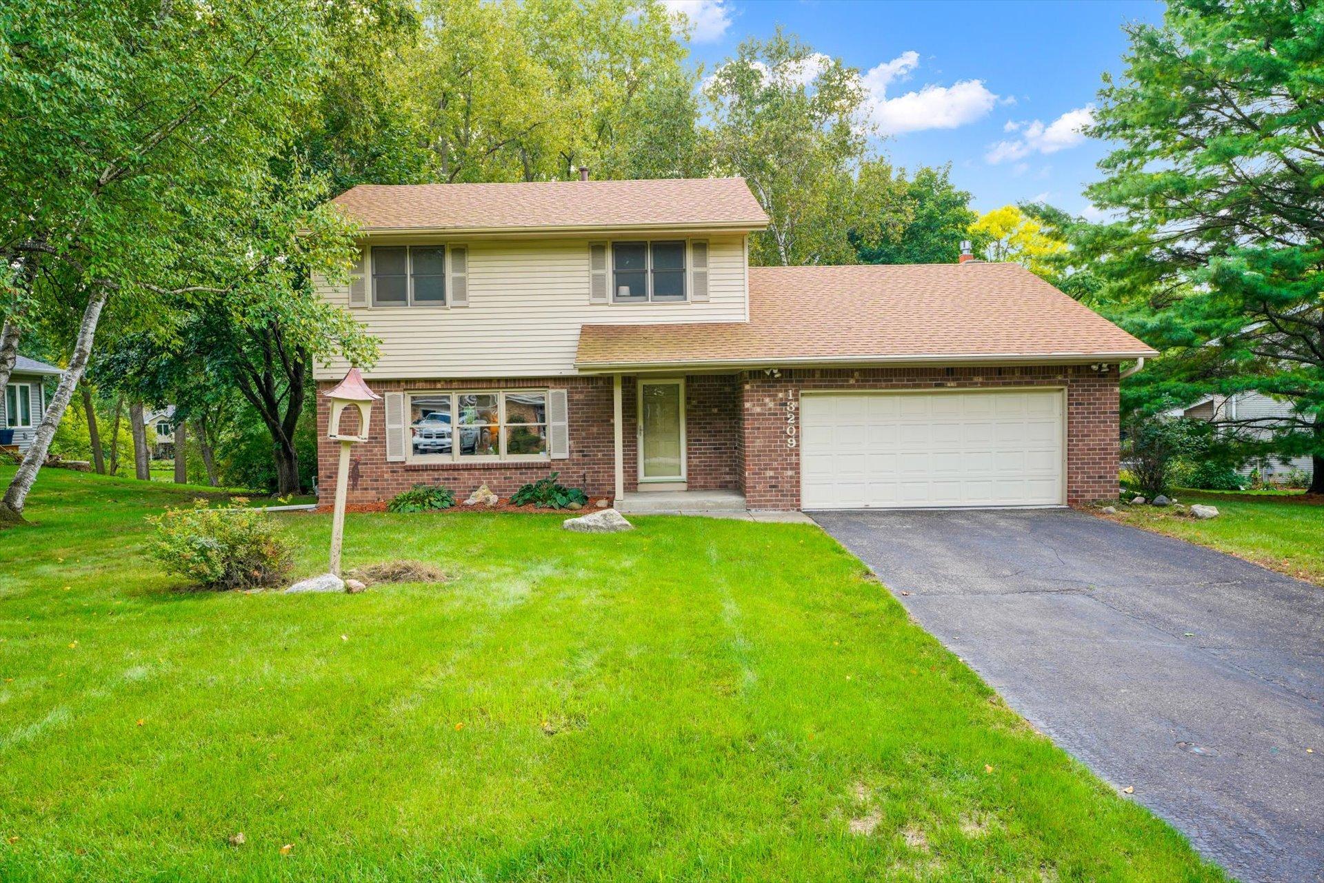 View of Single Family at 13209 Sheffield Curve, Minnetonka - Mike Wilen | Minnesota Team Real Estate