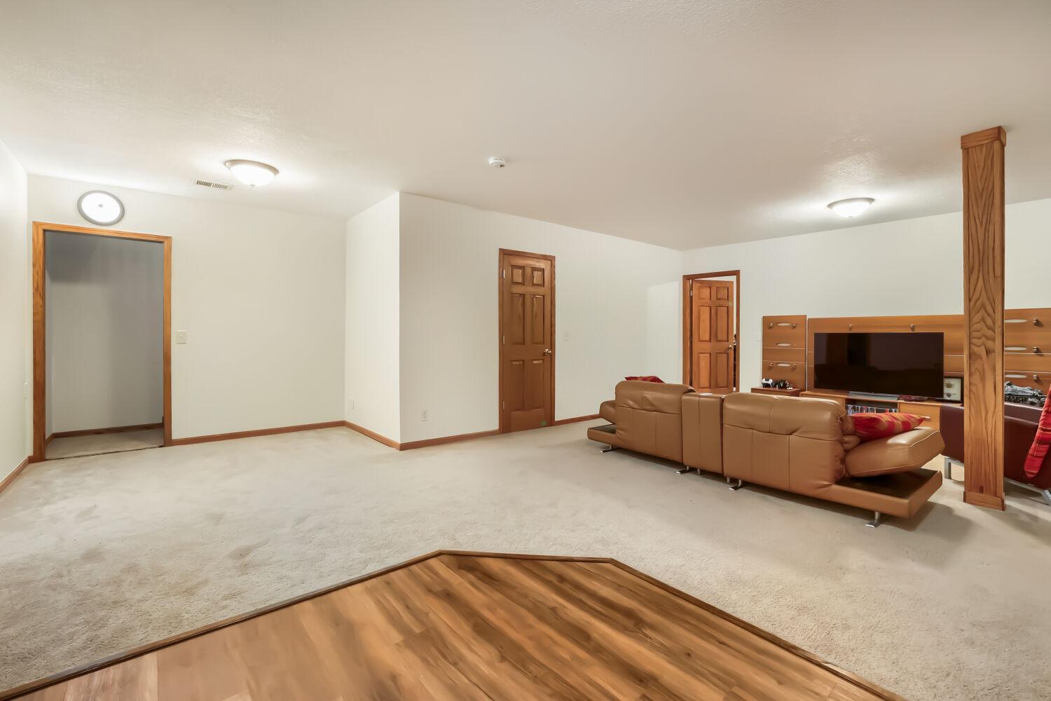 View of Residential at 13426 Excelsior Boulevard, Minnetonka MN 55345, Minnetonka (58 of 86) - Mike Wilen | Minnesota Team Real Estate