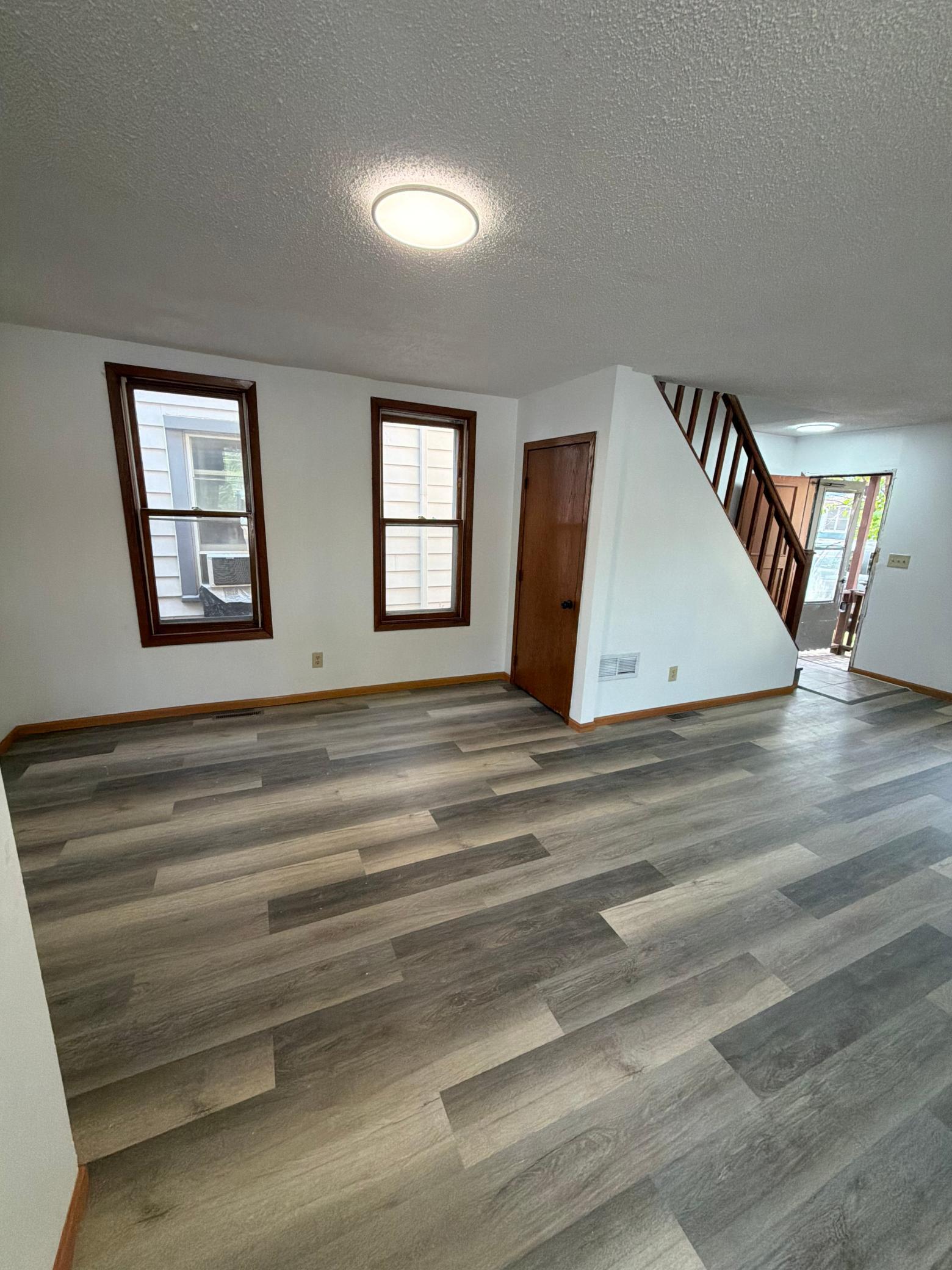 View of Residential at 366 Hope Street, Saint Paul MN 55106, Saint Paul (7 of 18) - Mike Wilen | Minnesota Team Real Estate