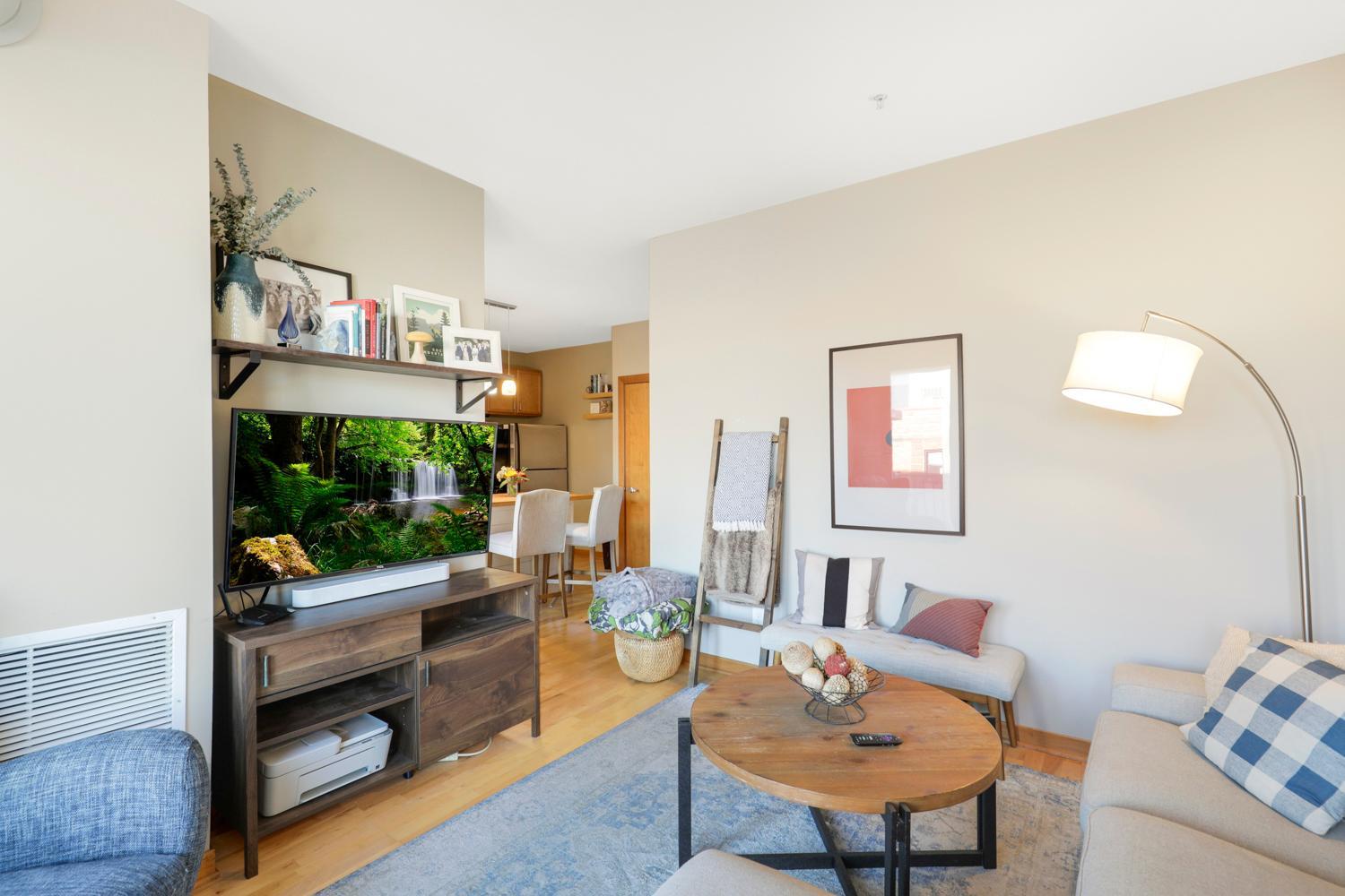 View of Residential at 15 Franklin Avenue #208, Minneapolis MN 55404, Minneapolis (8 of 33) - Mike Wilen | Minnesota Team Real Estate