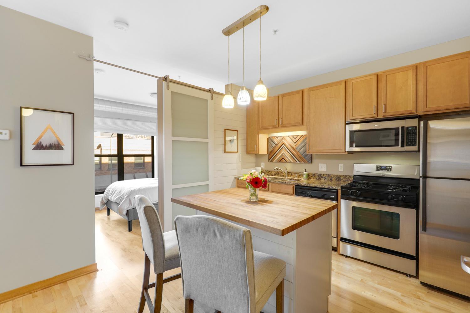View of (CC) High Rise (4+ Levels) at 15 Franklin Avenue, Minneapolis - Mike Wilen | Minnesota Team Real Estate