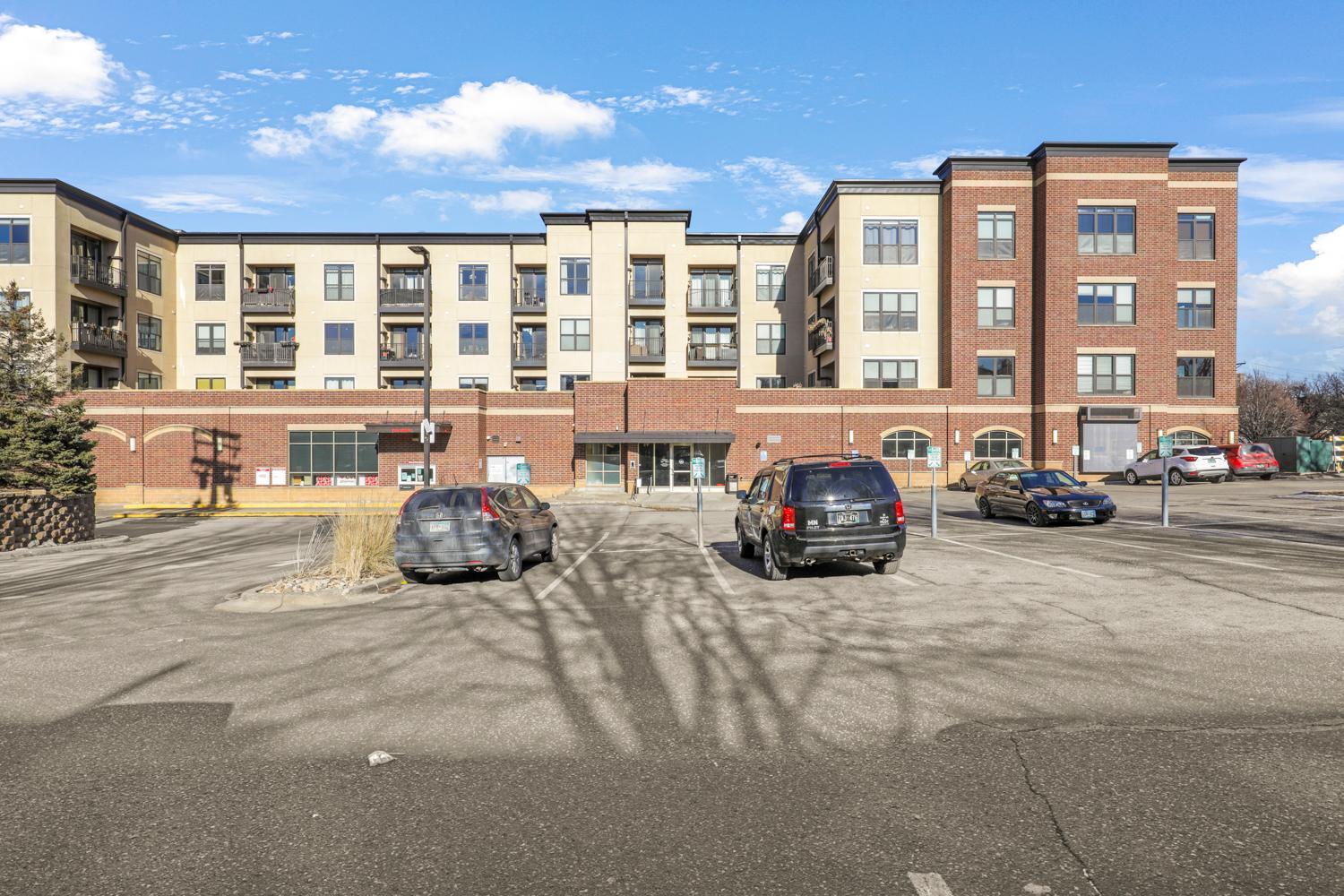 View of Residential at 15 Franklin Avenue #208, Minneapolis MN 55404, Minneapolis (33 of 33) - Mike Wilen | Minnesota Team Real Estate