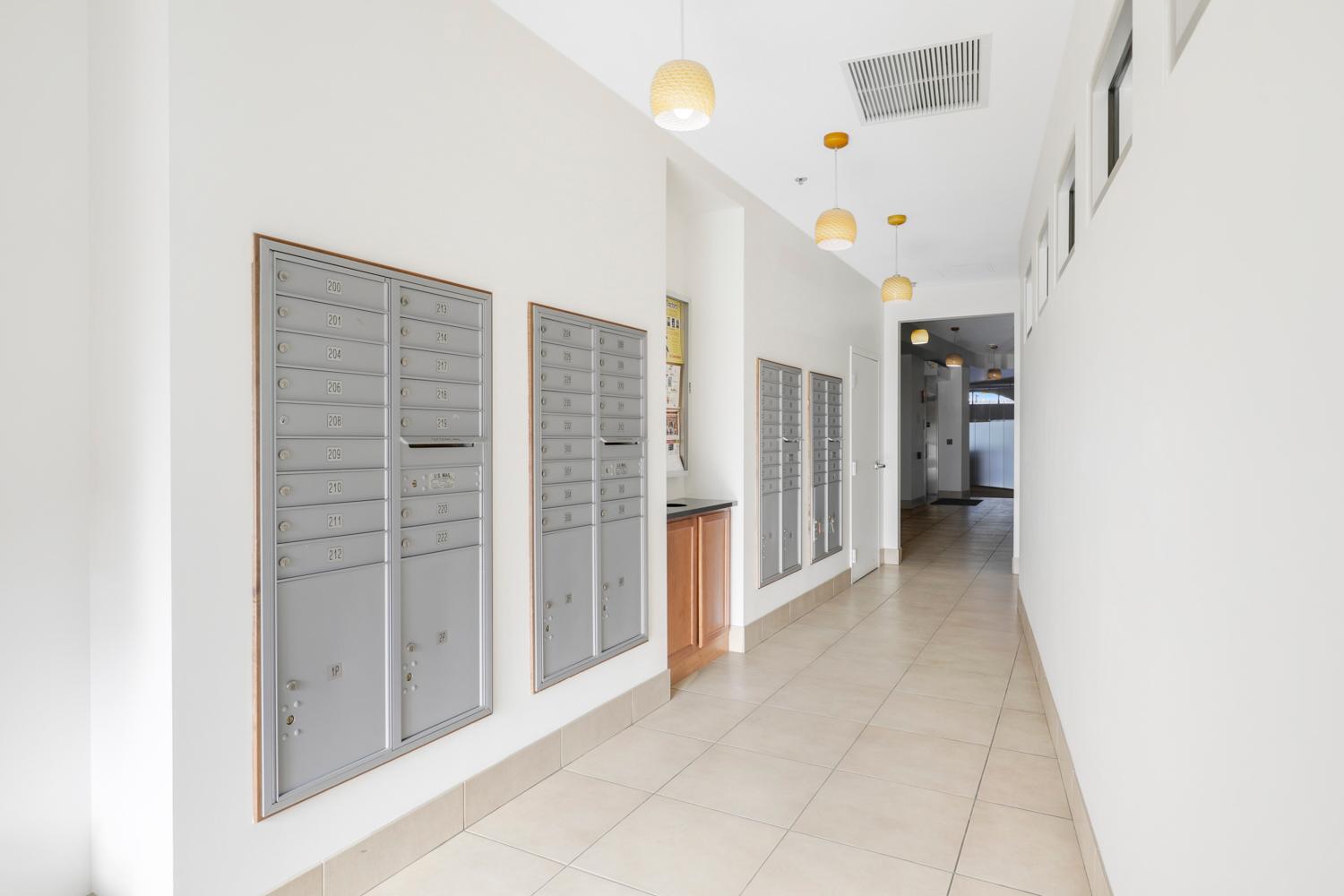 View of Residential at 15 Franklin Avenue #208, Minneapolis MN 55404, Minneapolis (28 of 33) - Mike Wilen | Minnesota Team Real Estate