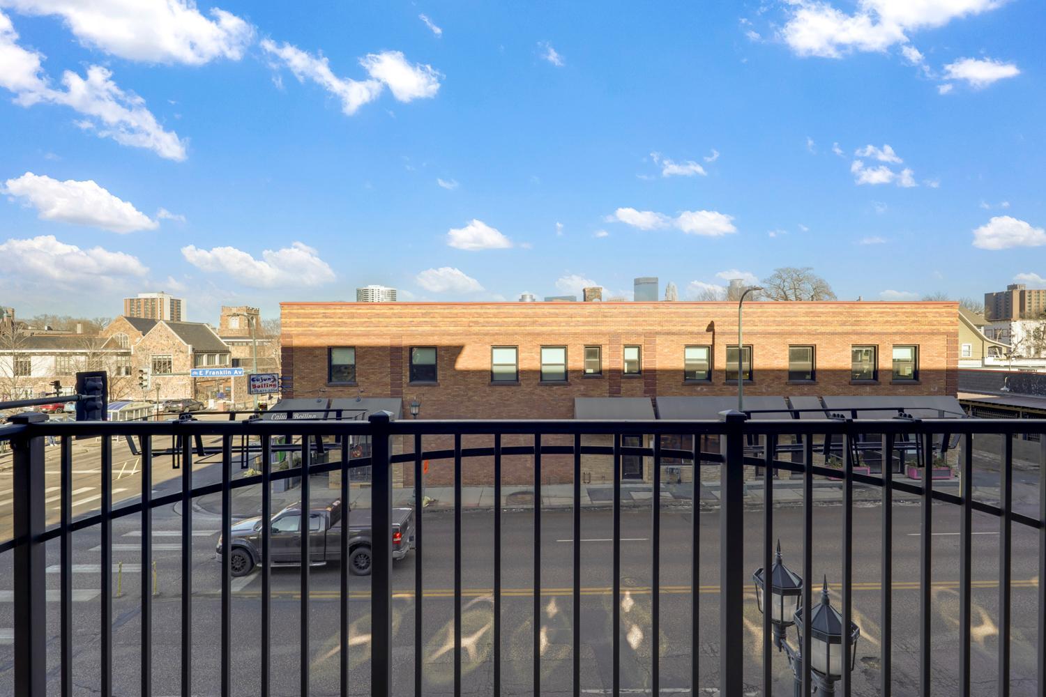 View of Residential at 15 Franklin Avenue #208, Minneapolis MN 55404, Minneapolis (19 of 33) - Mike Wilen | Minnesota Team Real Estate