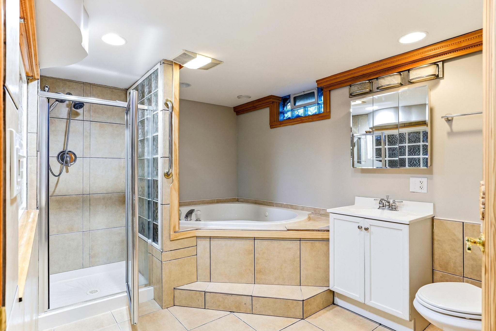 View of Residential at 5837 Russell Avenue, Minneapolis MN 55410, Minneapolis (21 of 29) - Mike Wilen | Minnesota Team Real Estate