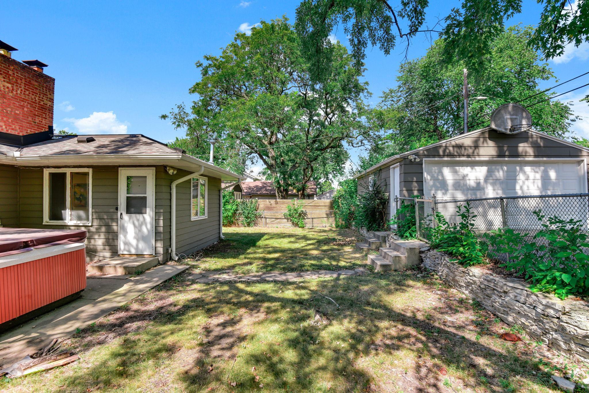 View of Residential at 5837 Russell Avenue, Minneapolis MN 55410, Minneapolis (23 of 29) - Mike Wilen | Minnesota Team Real Estate