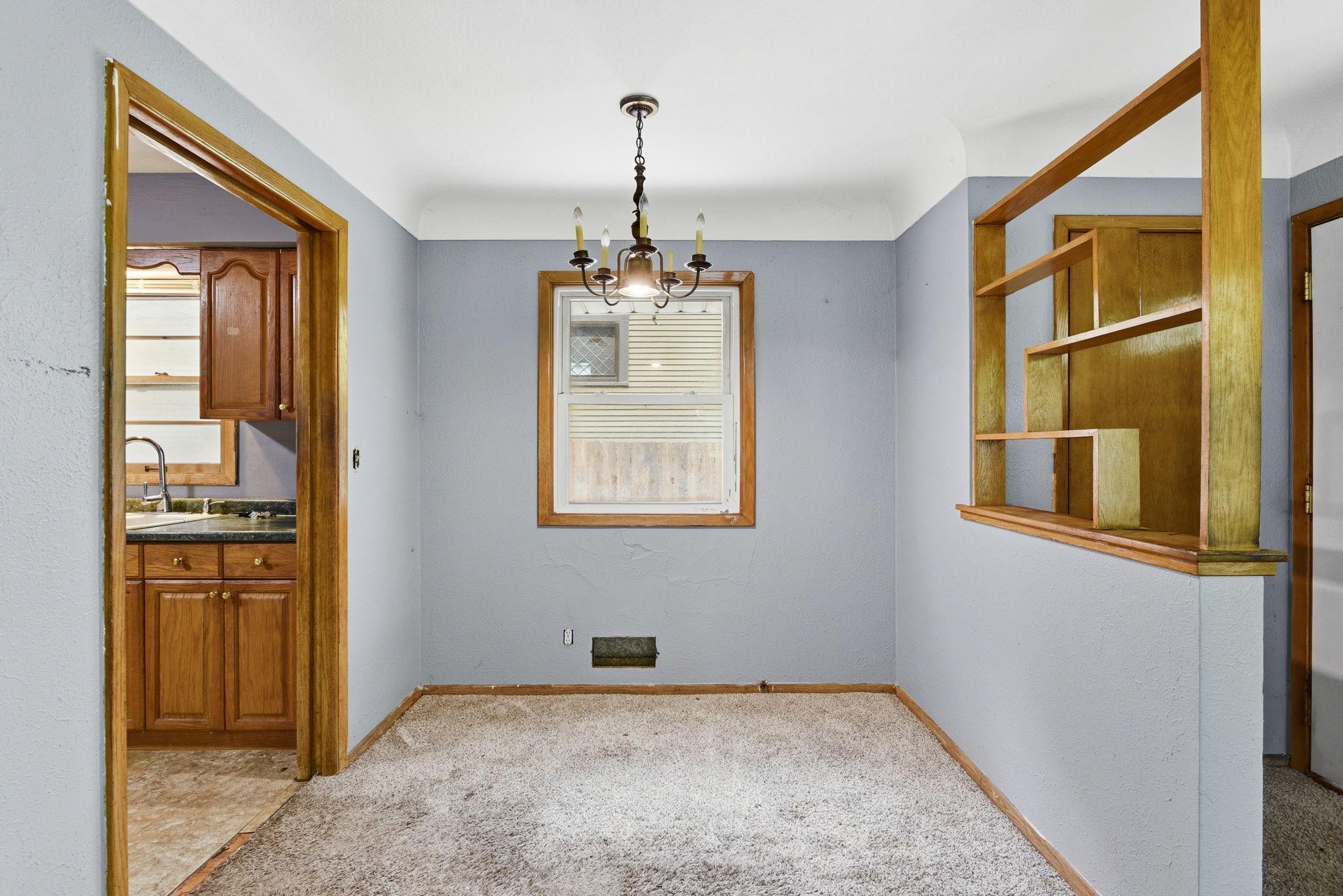 View of Residential at 1259 Laurel Avenue, Saint Paul MN 55104, Saint Paul (7 of 29) - Mike Wilen | Minnesota Team Real Estate