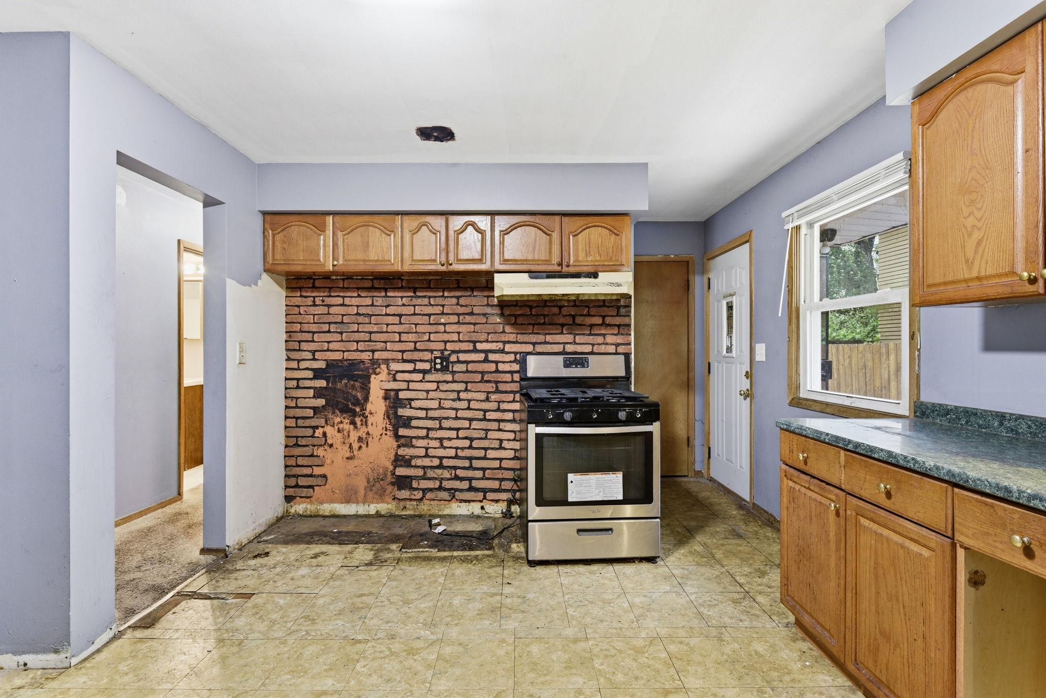View of Residential at 1259 Laurel Avenue, Saint Paul MN 55104, Saint Paul (8 of 29) - Mike Wilen | Minnesota Team Real Estate