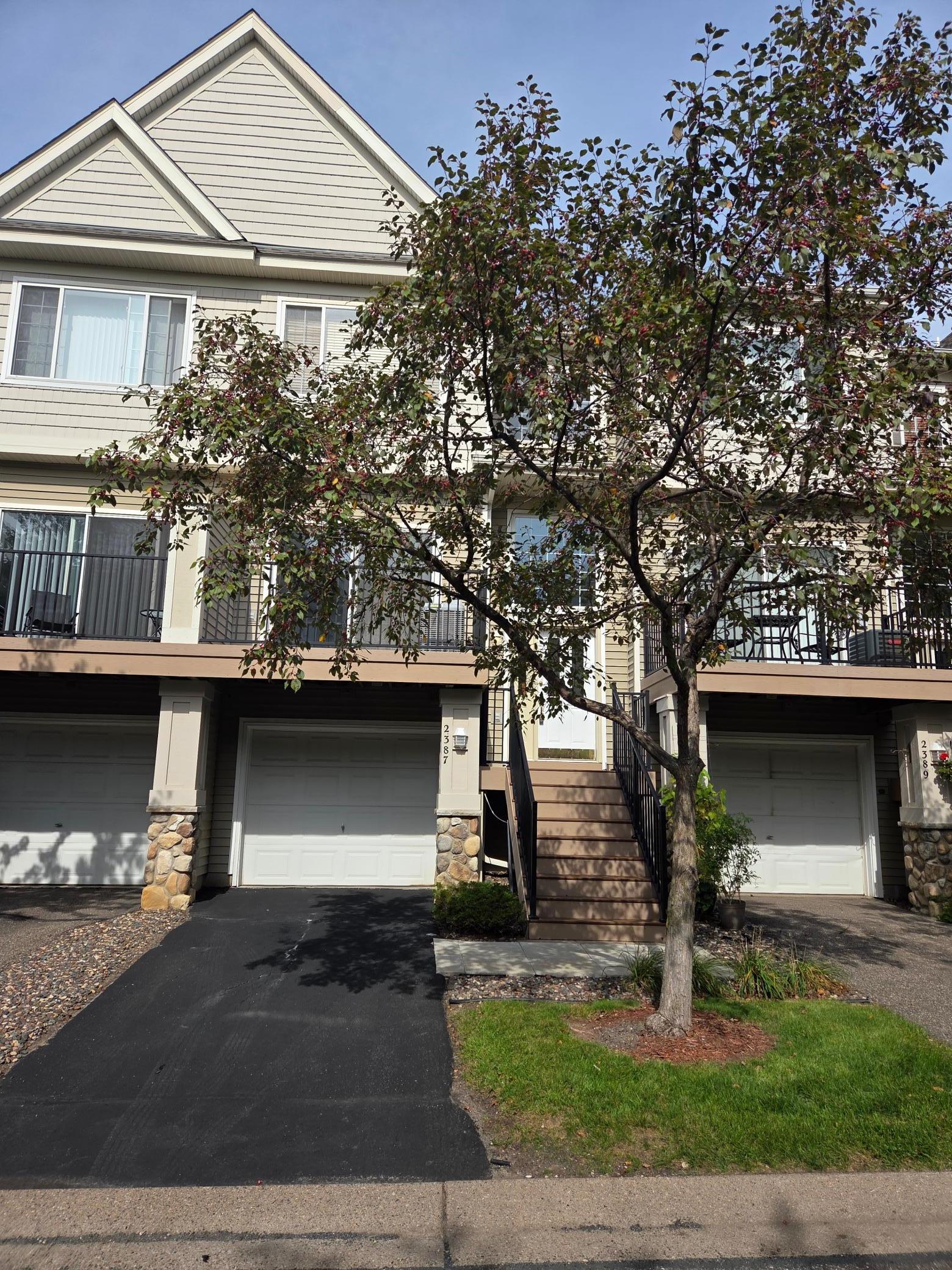 View of Residential at 2387 Eagle Trace Lane, Woodbury MN 55129, Woodbury (40 of 43) - Mike Wilen | Minnesota Team Real Estate