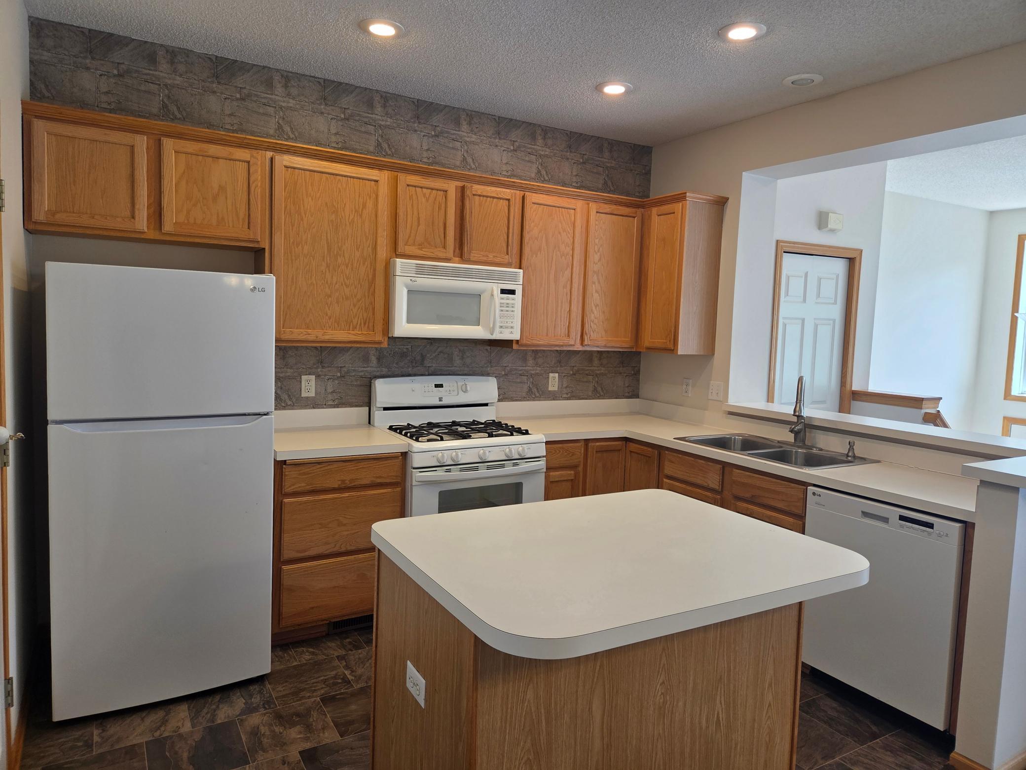 View of Residential at 2387 Eagle Trace Lane, Woodbury MN 55129, Woodbury (11 of 43) - Mike Wilen | Minnesota Team Real Estate