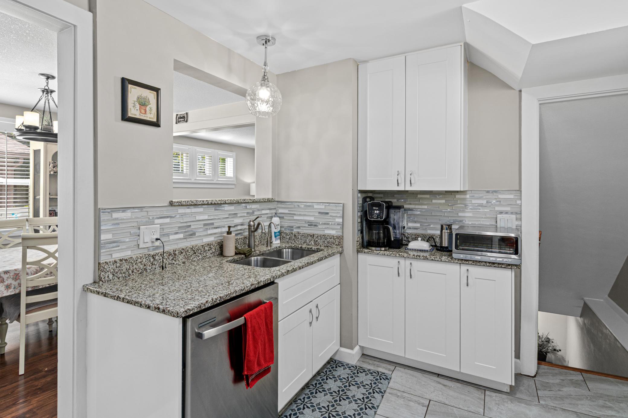View of Residential at 4151 Snelling Avenue, Minneapolis MN 55406, Minneapolis (10 of 26) - Mike Wilen | Minnesota Team Real Estate