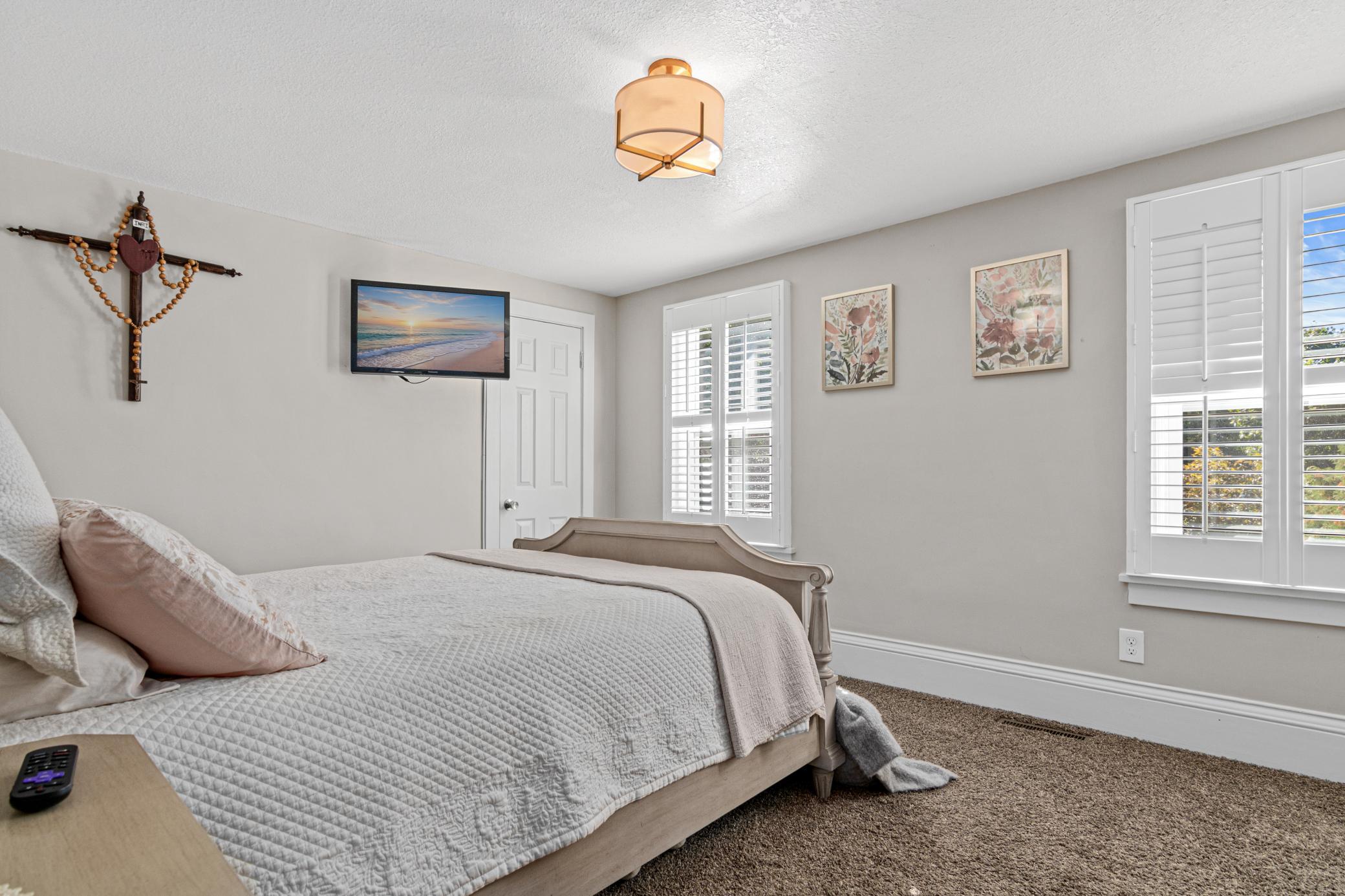 View of Residential at 4151 Snelling Avenue, Minneapolis MN 55406, Minneapolis (4 of 26) - Mike Wilen | Minnesota Team Real Estate