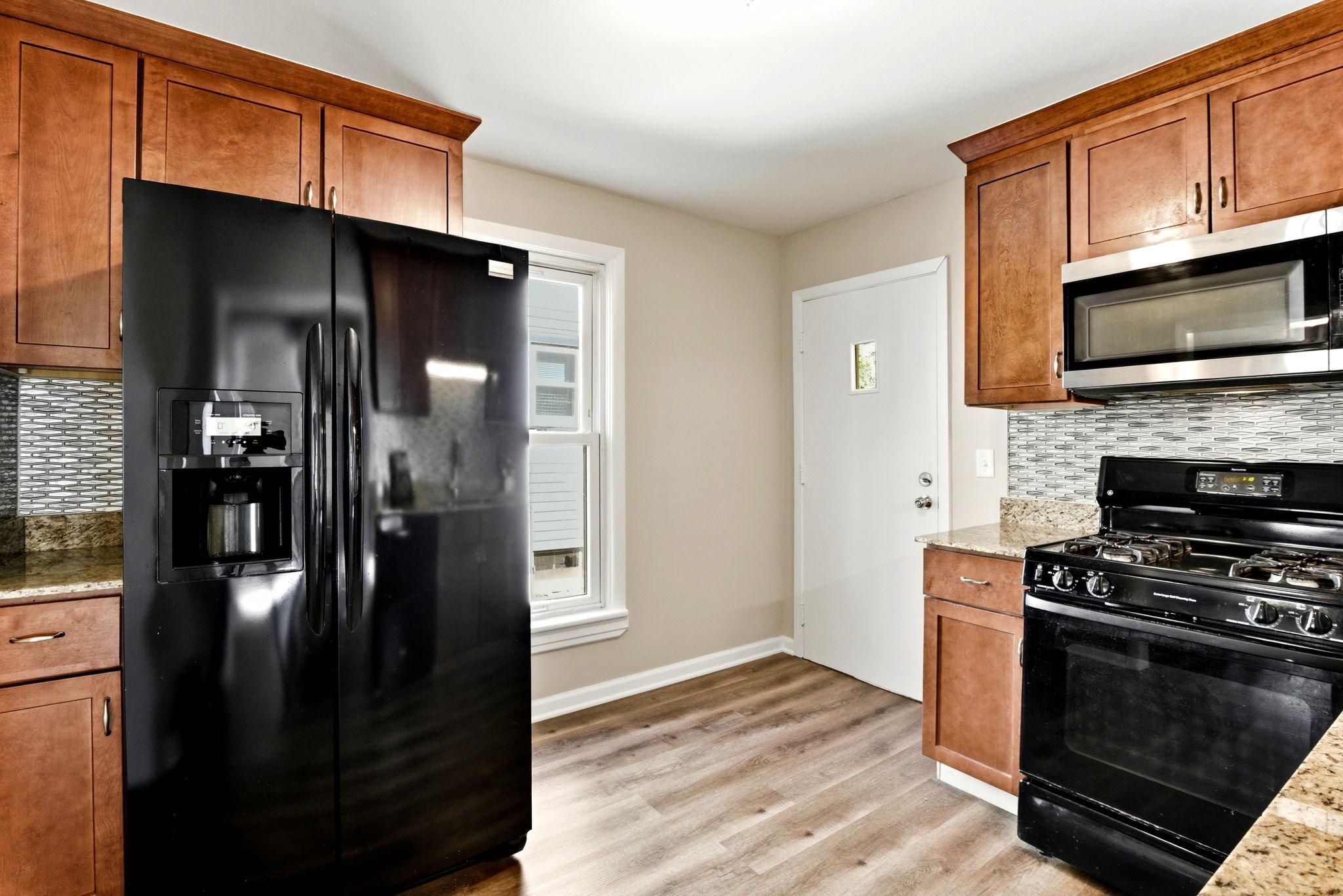 View of Residential at 1530 Selby Avenue, Saint Paul MN 55104, Saint Paul (10 of 29) - Mike Wilen | Minnesota Team Real Estate